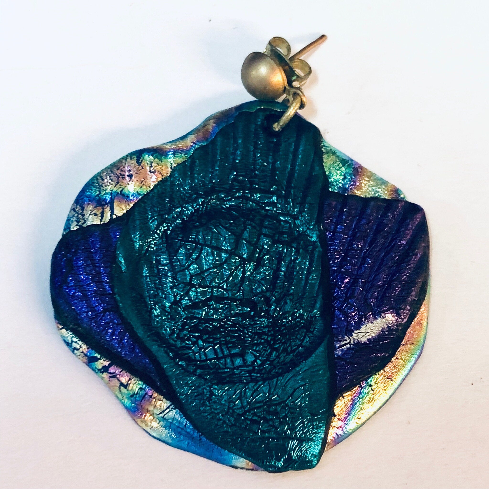 Vintage Earrings, Unique Jewelry, Costume Jewelry, Pieced Ears, Vintage Jewelry, Oil Slick Earrings, Oil Slick Design, Peacock Earrings,