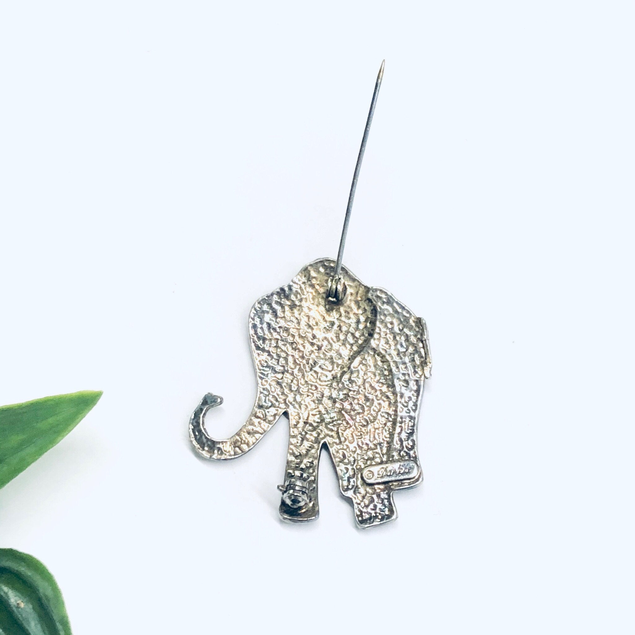 Elephant Brooch, Darlene Elephant Pin, Animal Jewelry, Lucky Elephant, Vintage Elephant Pin, Animal Lover Gift