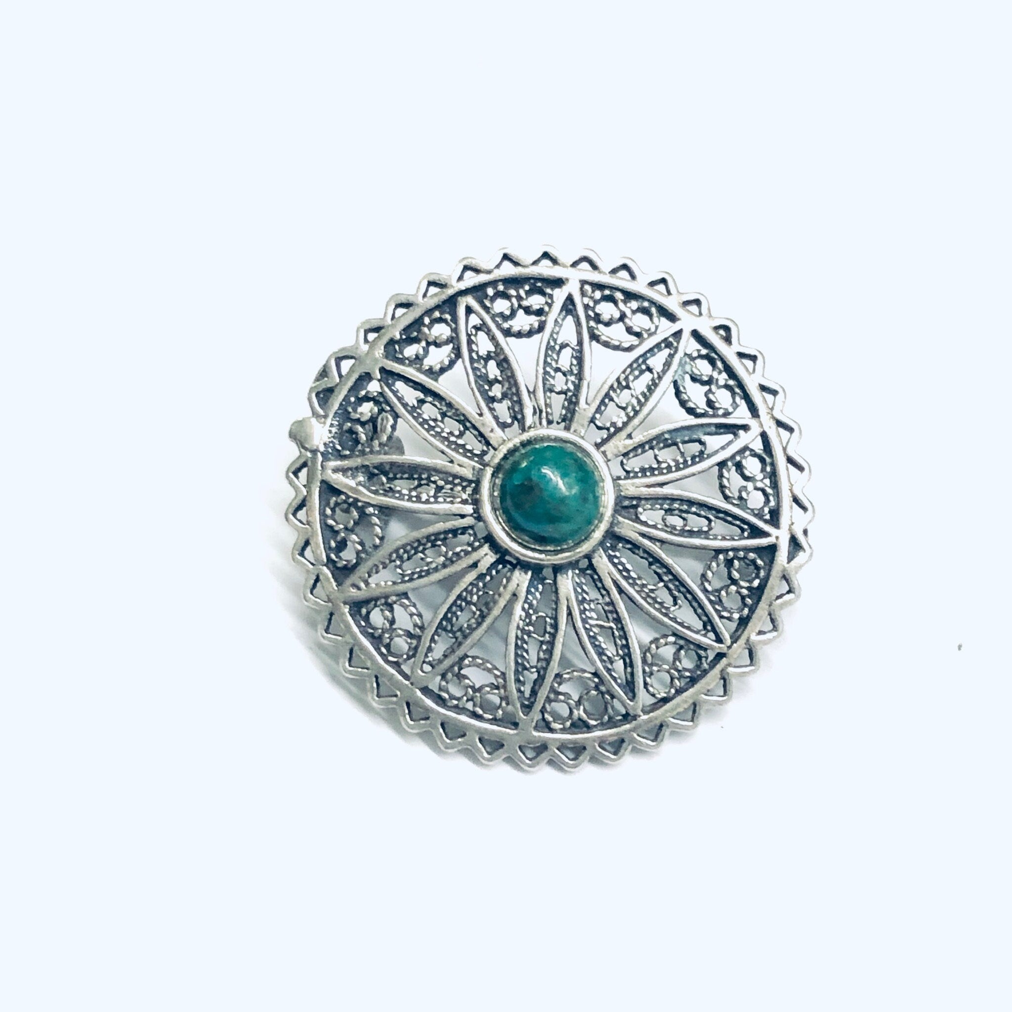 Vintage Round Brooch, Green Stone Brooch, Vintage Silver Jewelry, Cut Out Brooch, Small Round Pin, Vintage Pin