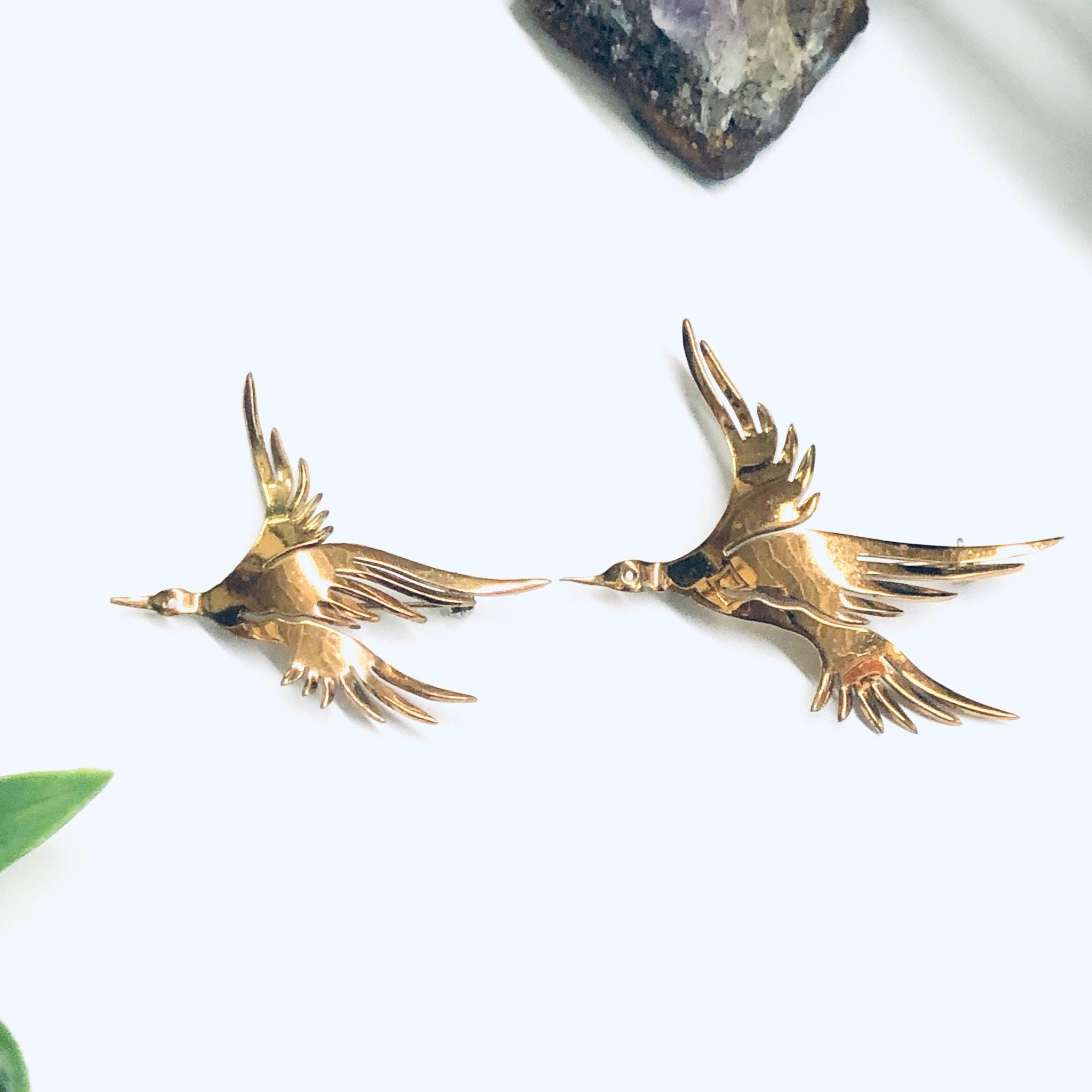 Pair of Vintage Bird Brooches, Two Bird Brooches, Gold Toned Pins, Flying Bird Pin, Gold Bird Pins, Animal Jewelry