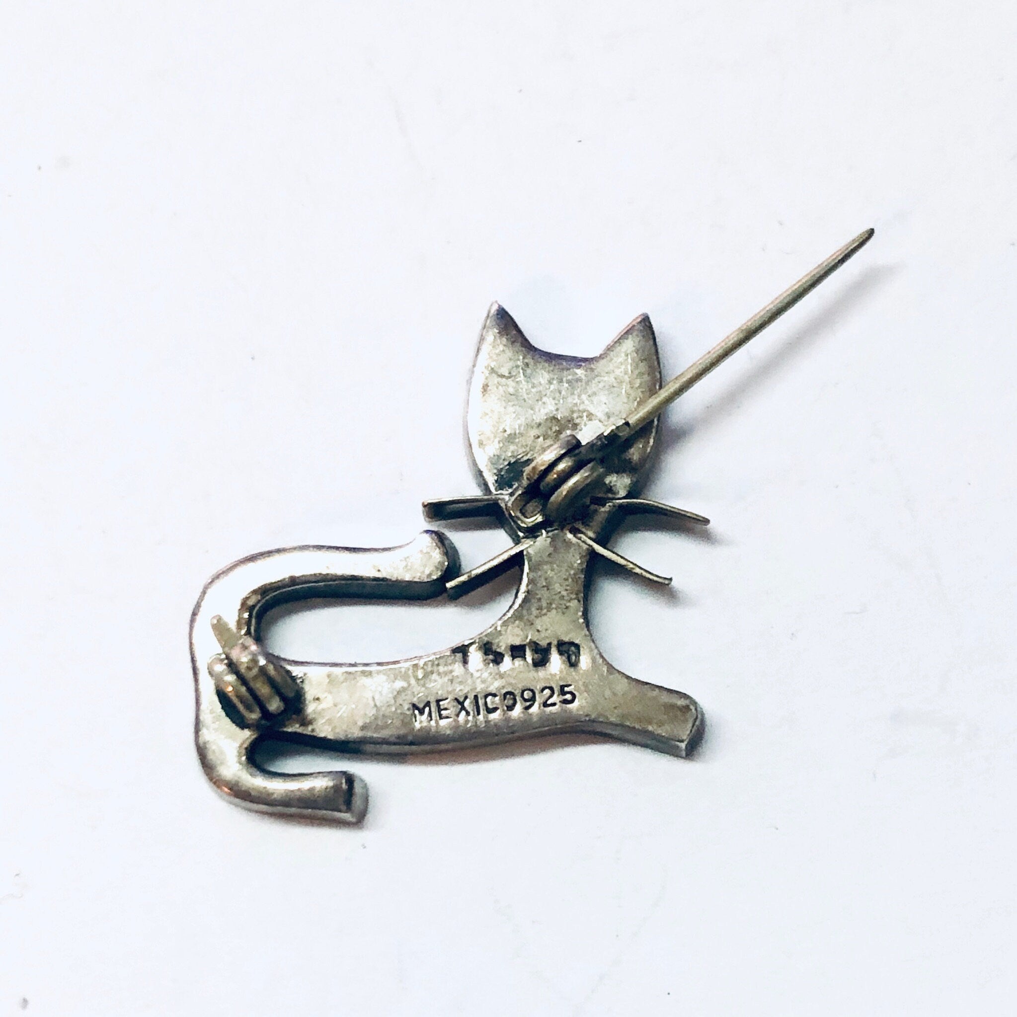 Vintage Brooch, Vintage Pin, Silver Pin, Cat Pin, Cat Brooch, Animal Jewelry, Cat Jewelry, Vintage Jewelry, Small Pin, Cat Lover Pin, 925