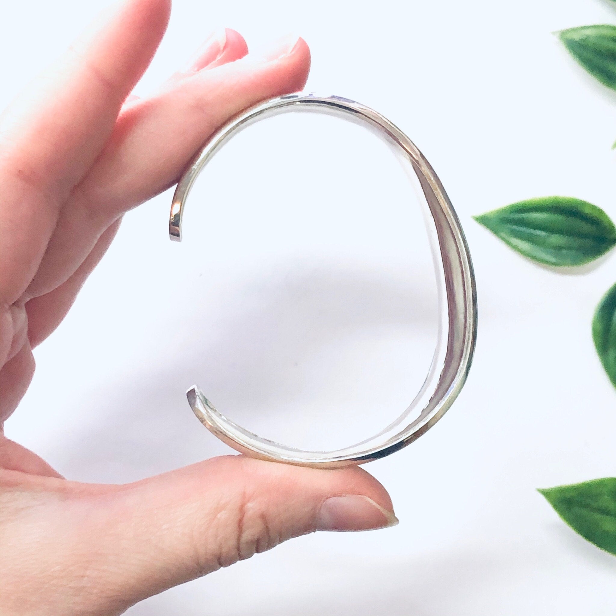 Vintage Bracelet, Cuff Bracelet, Silver Bracelet, Silver Cuff, Concave Cuff, Unique Jewelry, Vintage Jewelry, Sleek Bracelet, Small Cuff,