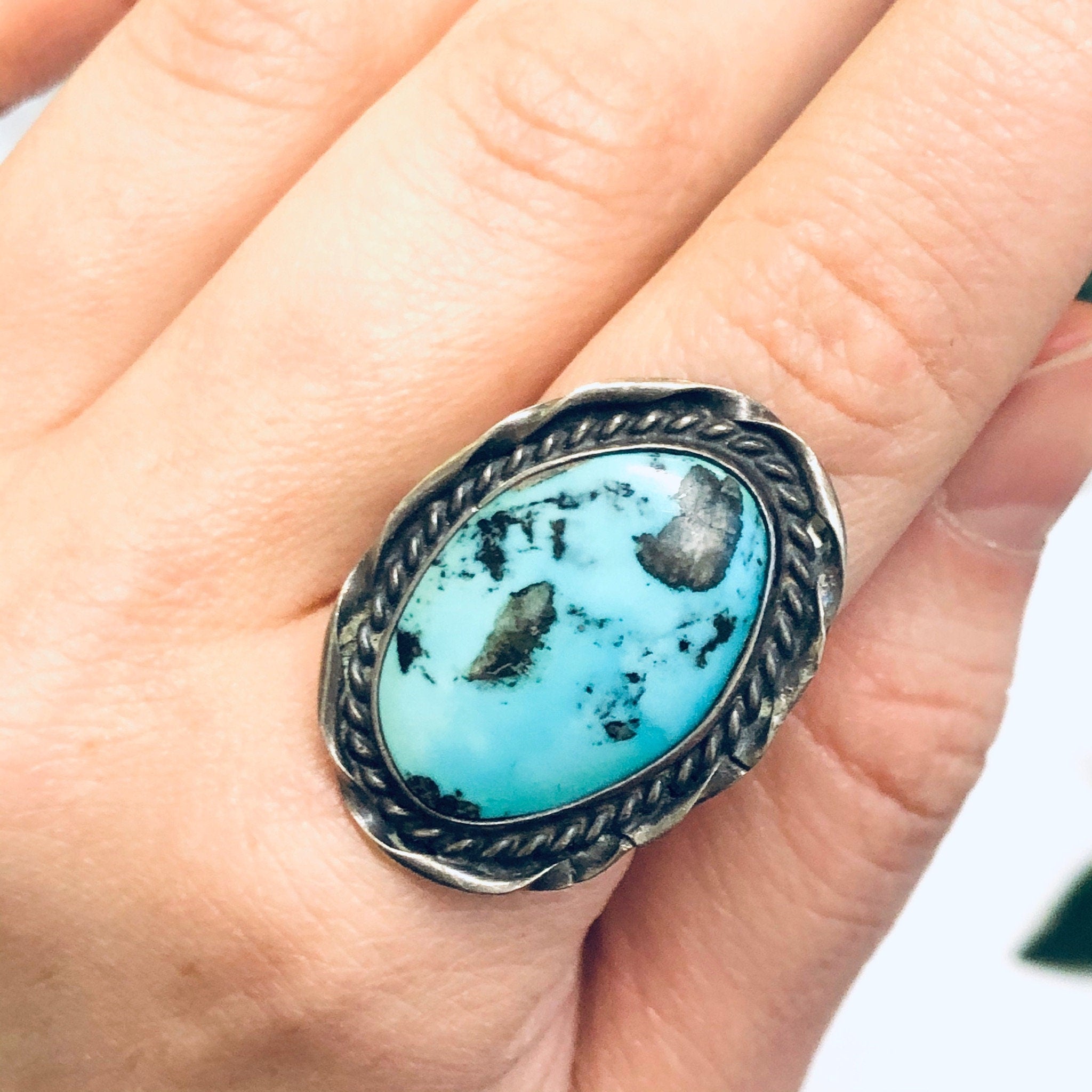 Bisbee Turquoise Ring, Vintage Turquoise Jewelry, Large Bisbee Turquoise, Turquoise Cabochon Ring