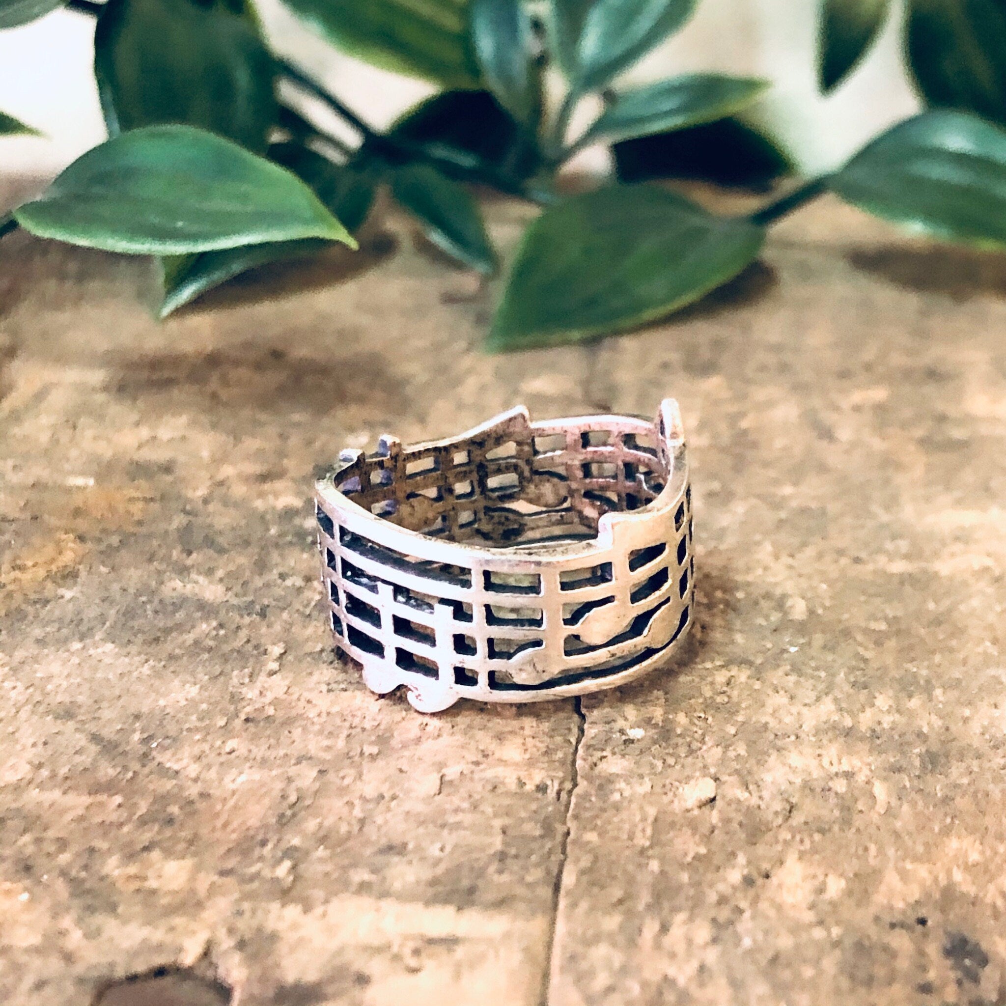 Vintage Ring, Silver Ring, Treble Clef Ring, Musical Note Ring, Musician Ring, Unique Jewelry, Vintage Jewelry, Thick Band Ring, Music Notes