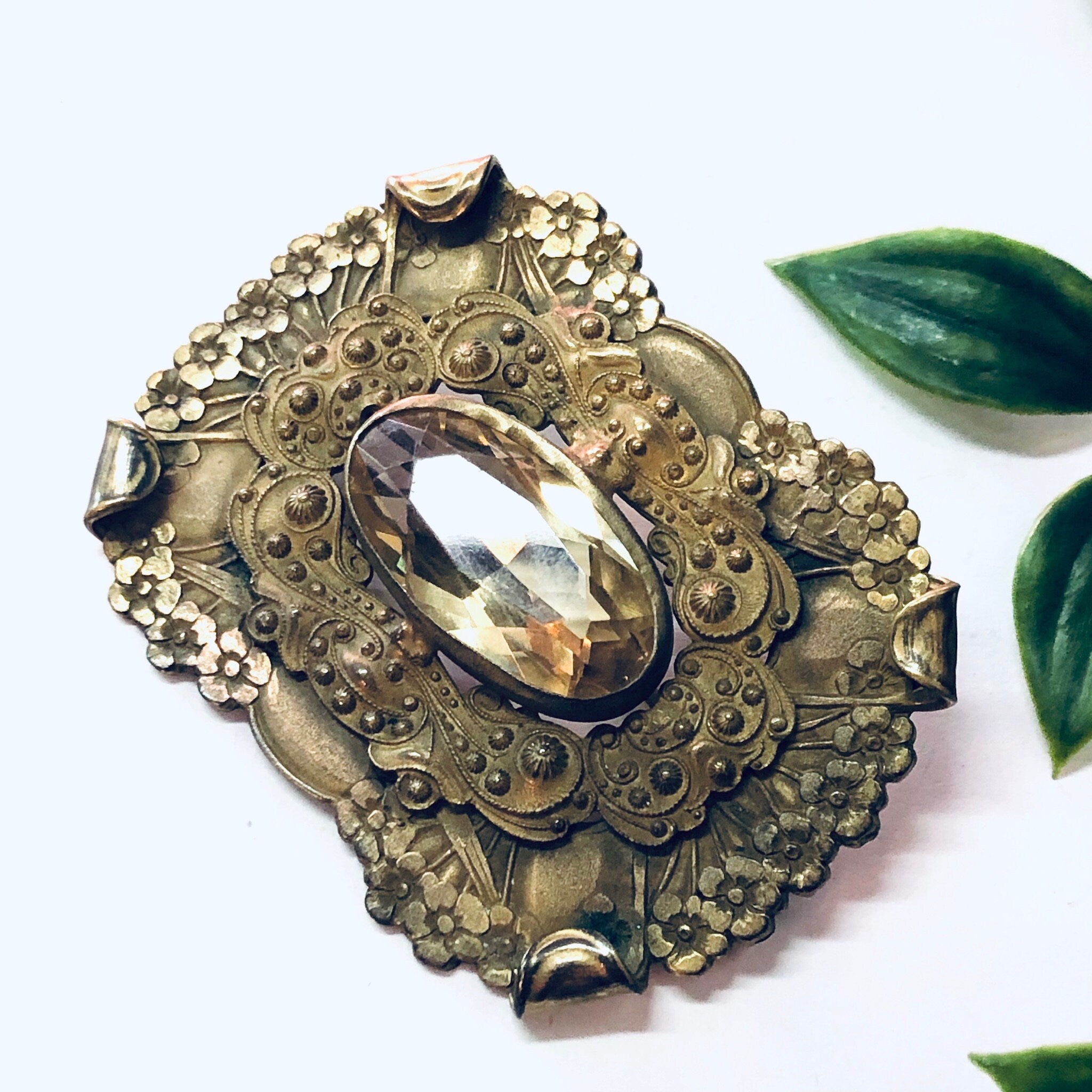 Vintage Brooch, Vintage Pin, Costume Jewelry, Victorian Style Pin, Unique Jewelry, Large Brooch, Gold Toned Pin, Floral Brooch, Topaz Pin