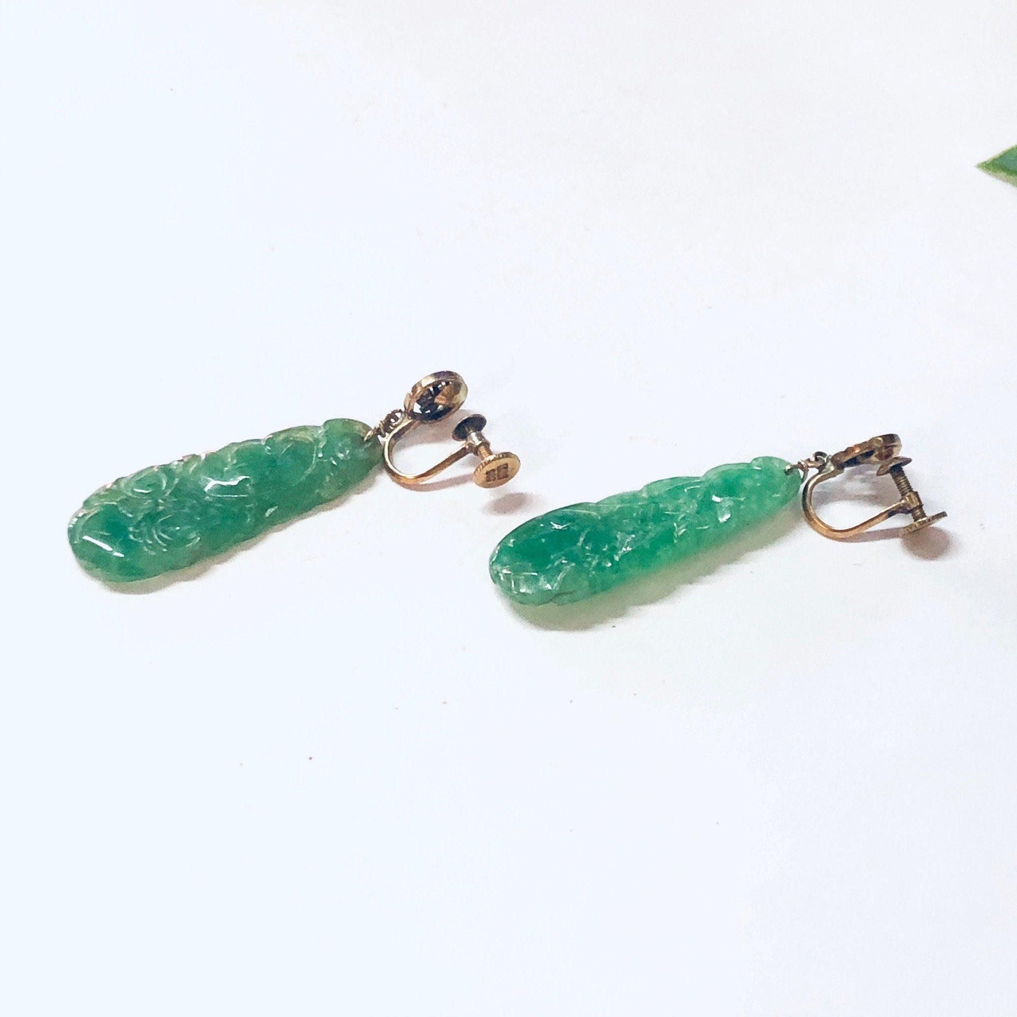 Vintage Earrings, Screw Back Earrings, 14K Gold Earrings, Yellow Gold, Jade Earrings, Jade and Gold, Green Jade Earrings, Unique Jewelry,