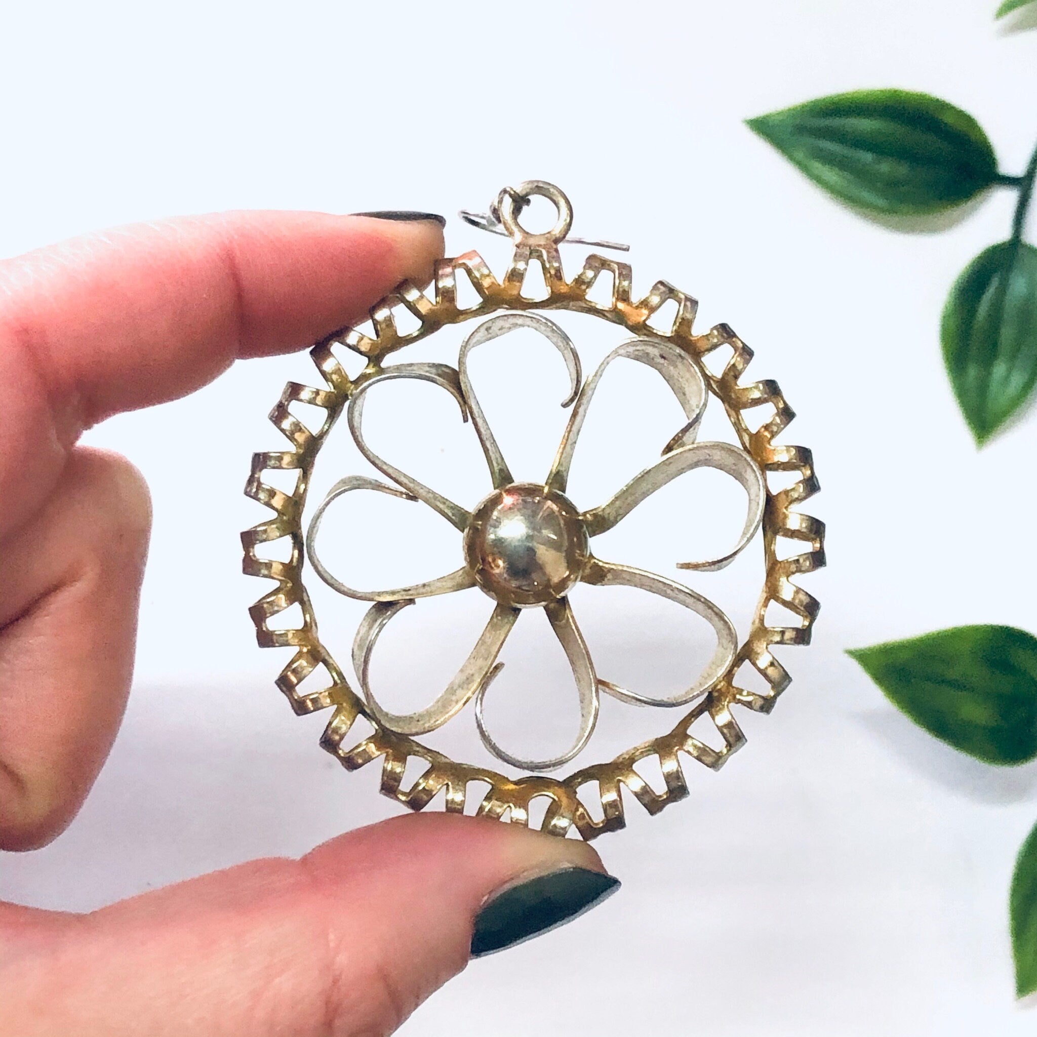 Vintage Earrings, Gold Toned Earrings, Flower Earrings, Large Earrings, Flower Power, Retro Jewelry, Pierced Ears, Hippie Earrings, Unique