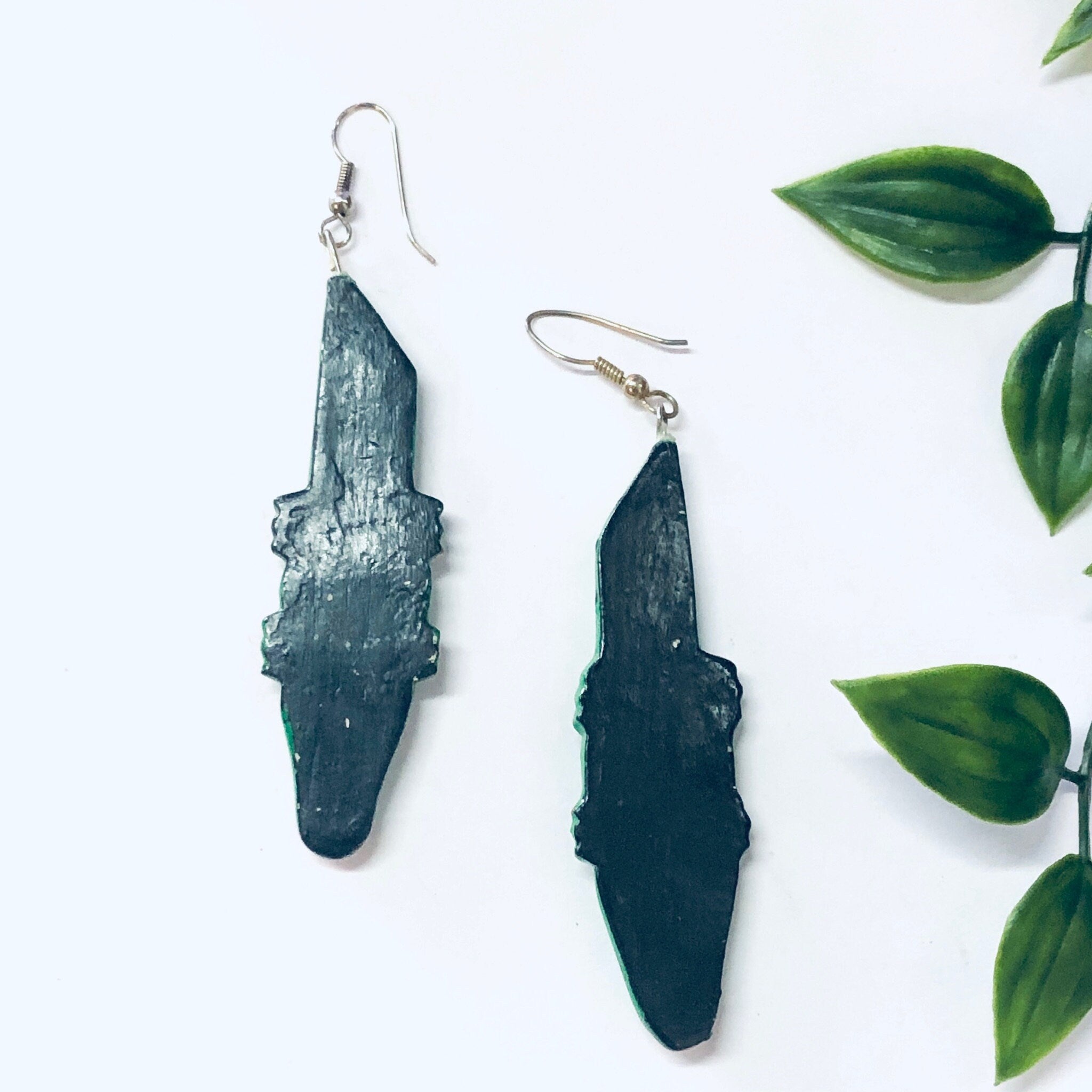 Vintage Earrings, Crocodile Earrings, Unique Jewelry, Animal Jewelry, Green Crocodile, Vintage Jewelry, Dangle Earrings, Pierced Ears, Green