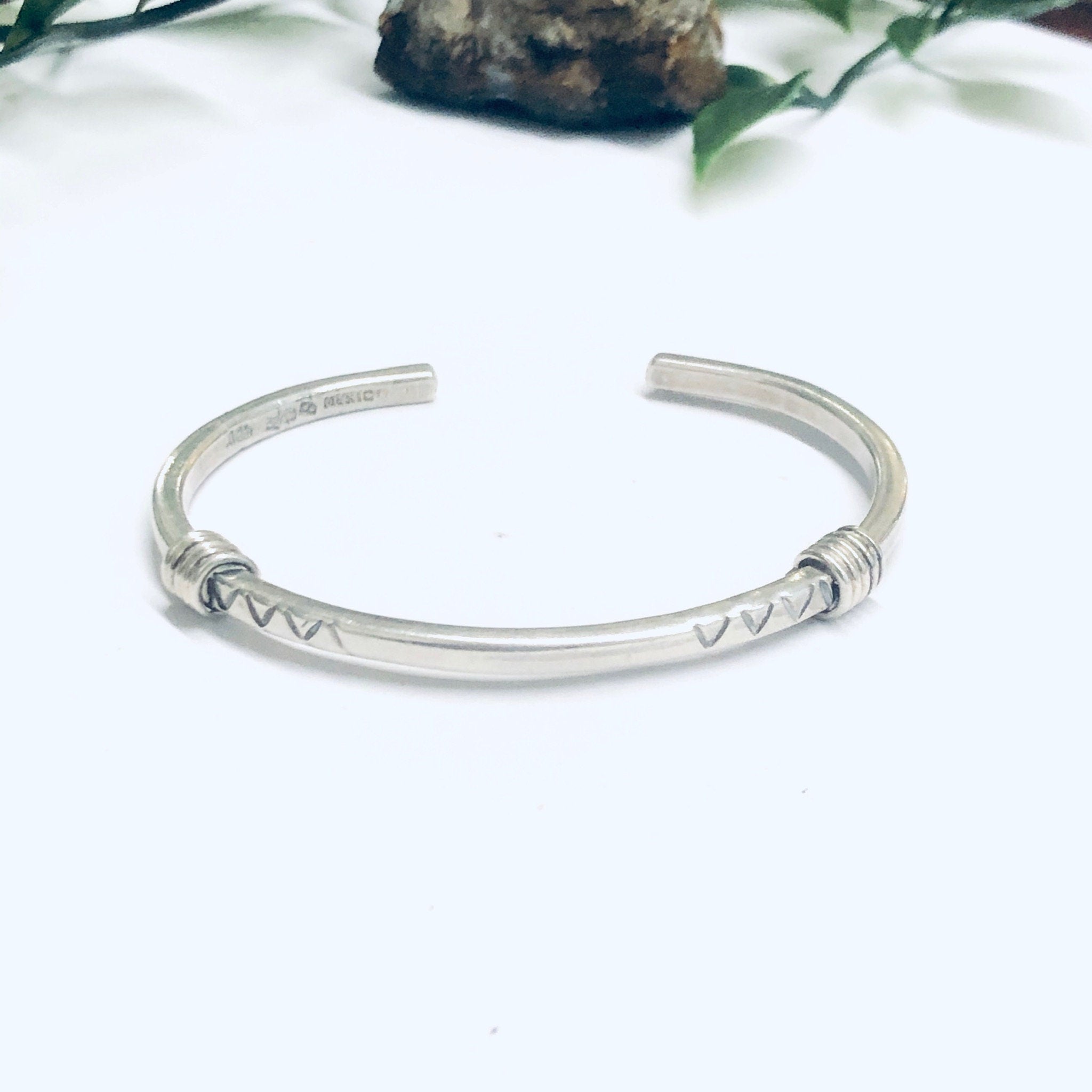 Vintage Silver Cuff Bracelet, Thin Cuff Bracelet, Simple Vintage Jewelry, Small Cuff Bracelet