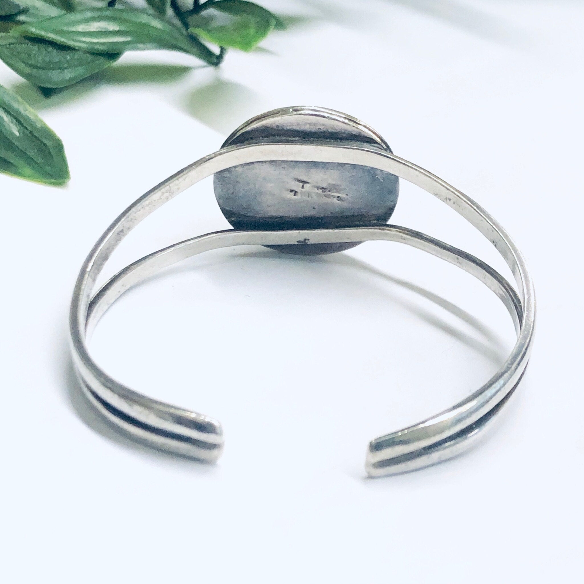 Vintage Silver Cuff Bracelet, Cuff Bracelet with Turquoise Stone, Round Turquoise Stone, Silver and Blue Bracelet