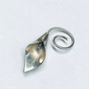 Calla Lily Brooch, Flower Pin, Vintage Flower Brooch, Calla Lily Jewelry, Silver Flower Pin, Small Floral Brooch