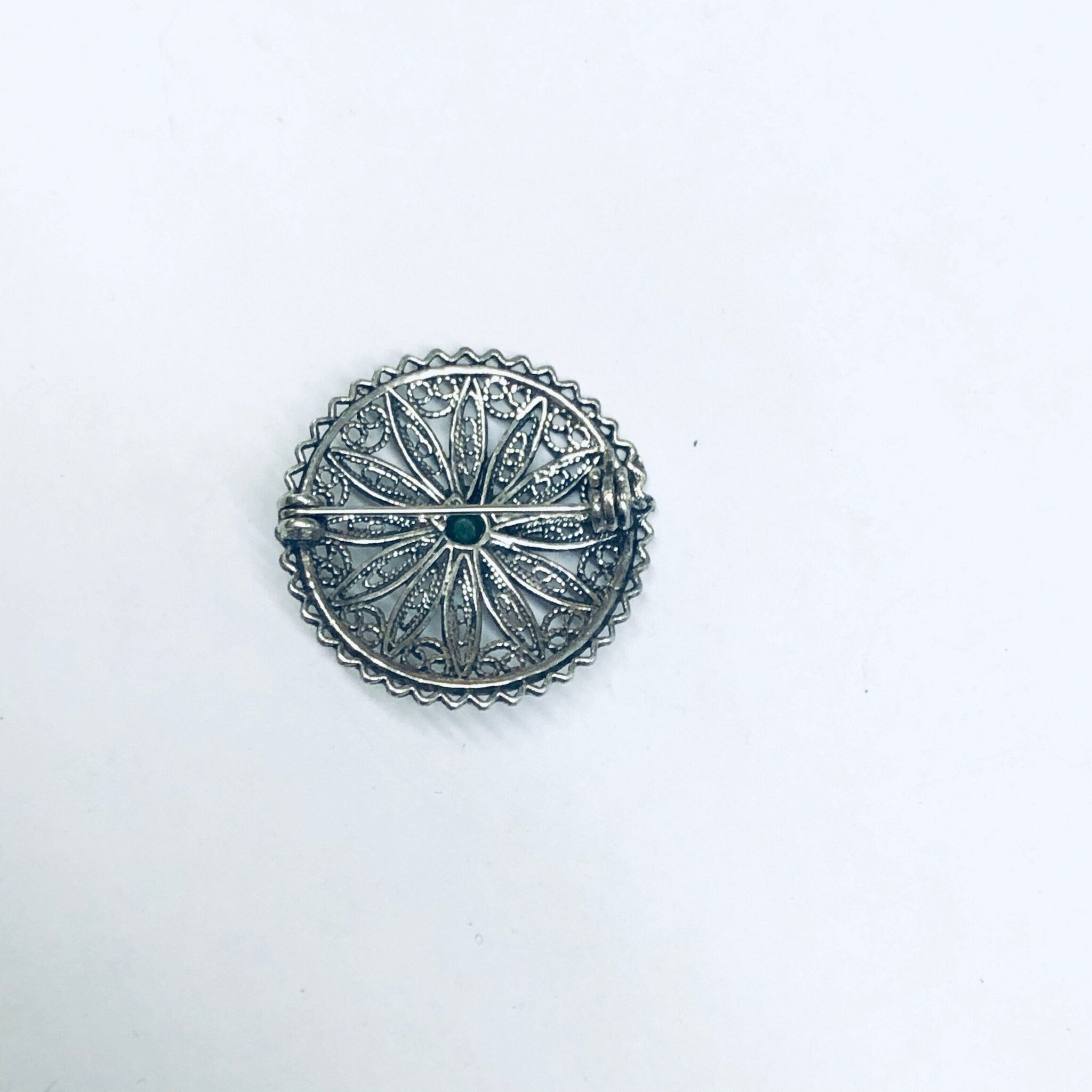 Vintage Round Brooch, Green Stone Brooch, Vintage Silver Jewelry, Cut Out Brooch, Small Round Pin, Vintage Pin