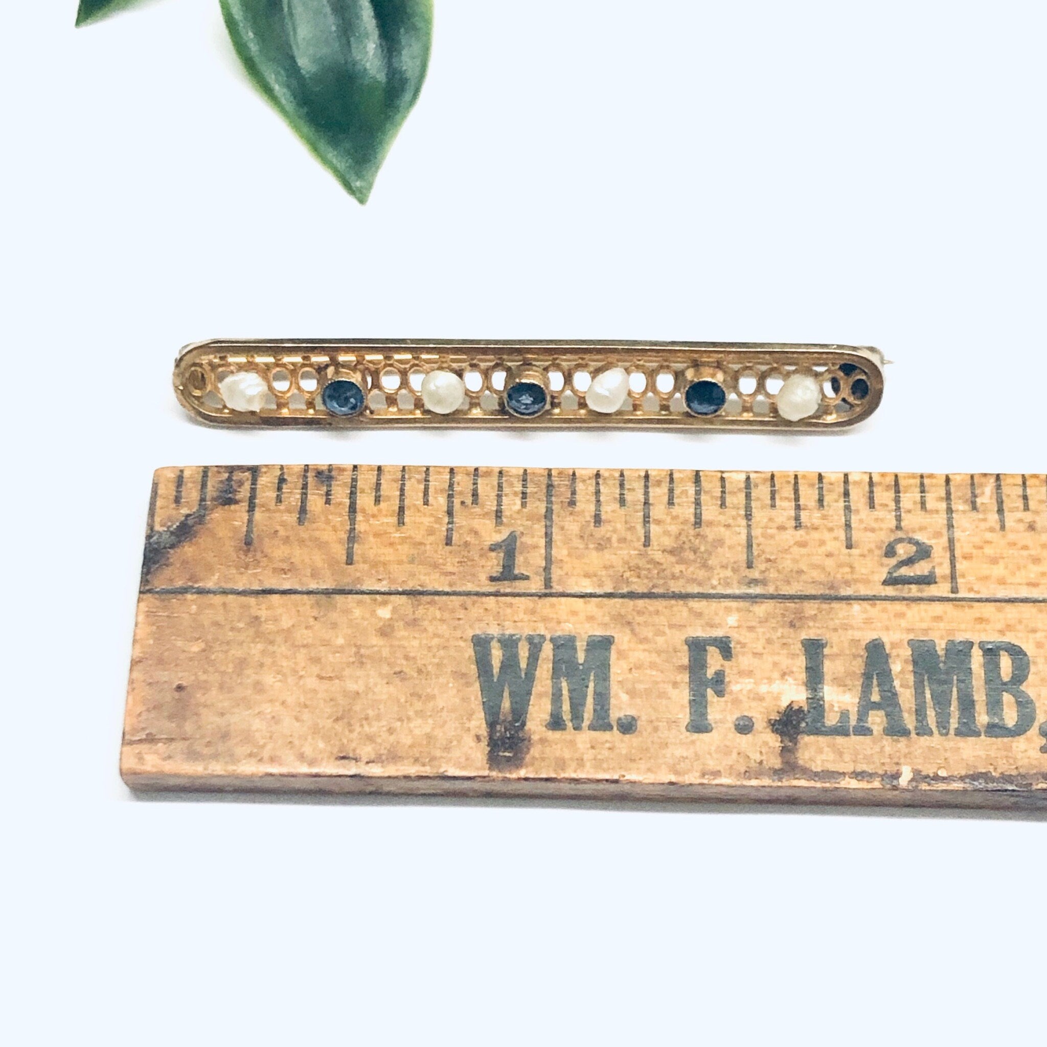 Vintage 14K Gold Pearl Seed Gemstone Bar Pin, Yellow Gold Lattice Design, Faceted Blue Gemstones, Cute Jacket Pin, 1 3/4" L