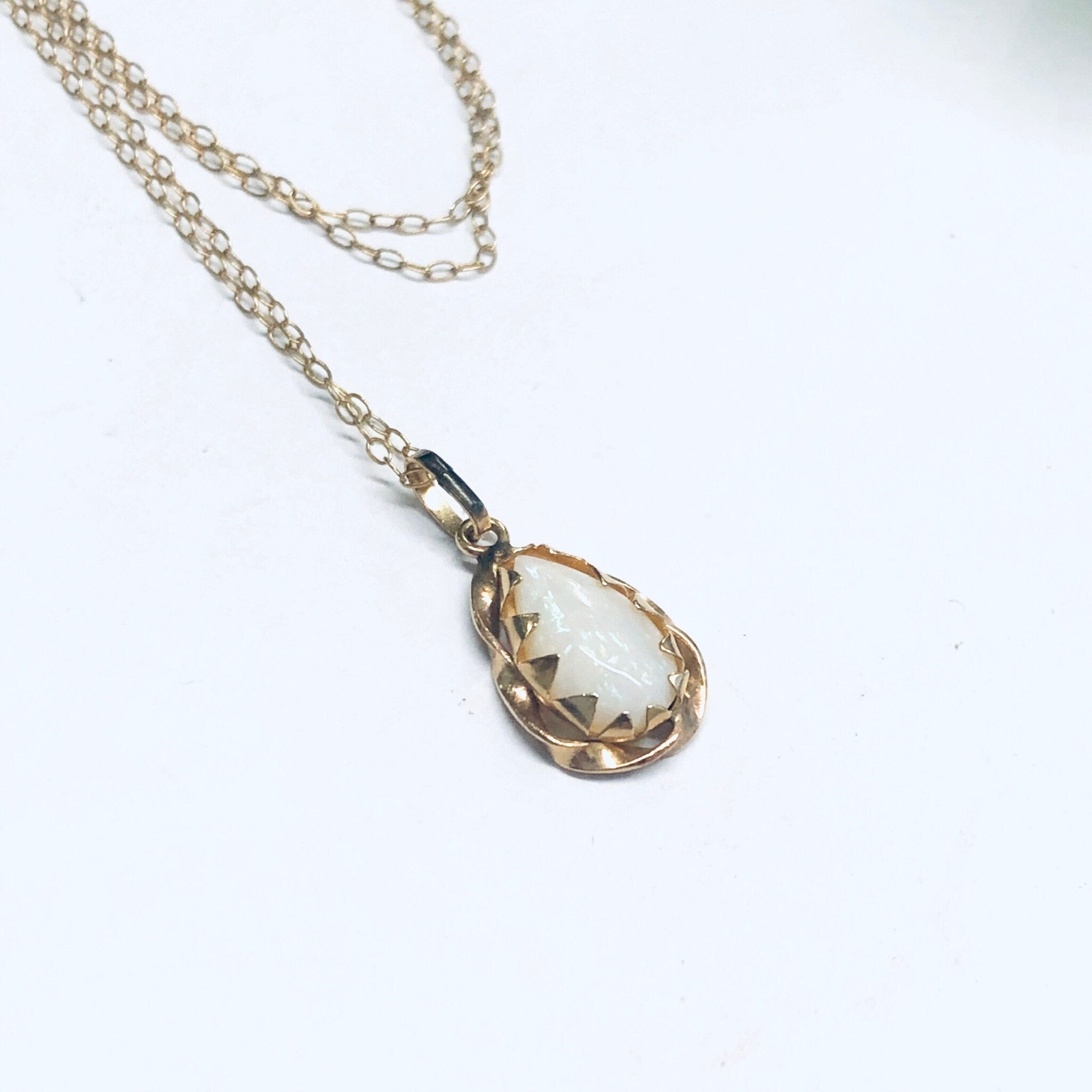 Opal and Gold Necklace, Vintage Opal Pendant, Small Opal Pendant, 14K Gold Chain, Teardrop Opal, 14K Gold Necklace