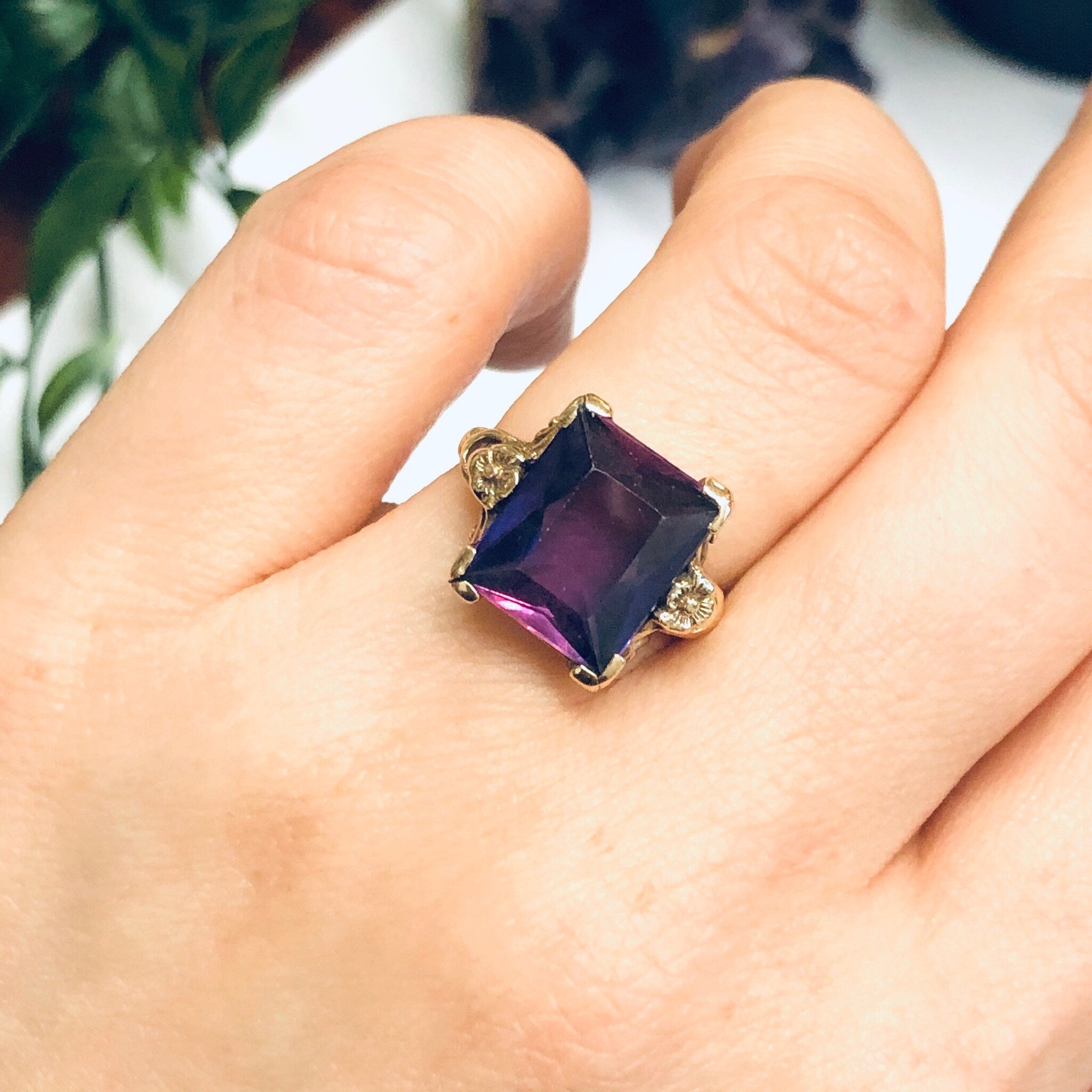Gold Ring with Purple Gemstone, Vintage Flower Ring, 14K Gold Ring, Vintage Gold Jewelry, Purple and Gold, Valentines Day Gift