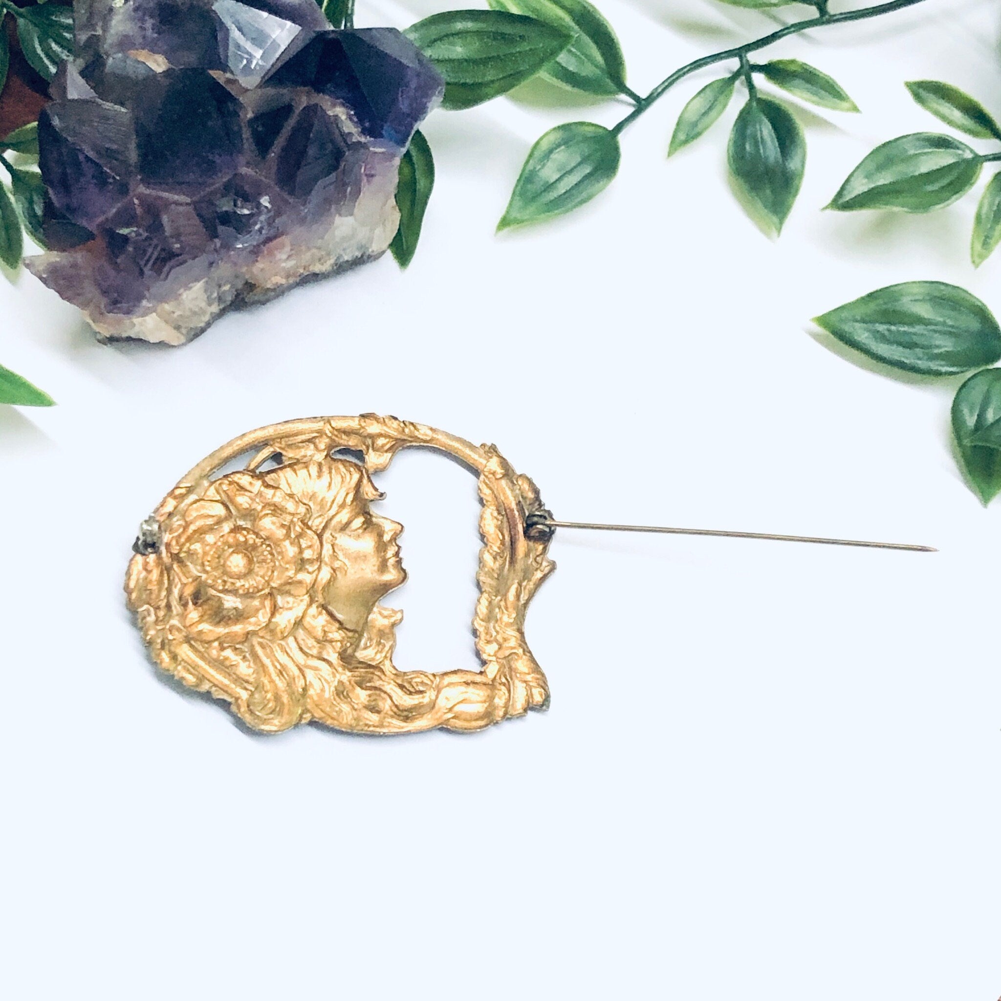 Vintage Brooch with Face, Victorian Style Brooch, Gold Toned Pin, Large Vintage Brooch, Face Brooch, Flower Pin
