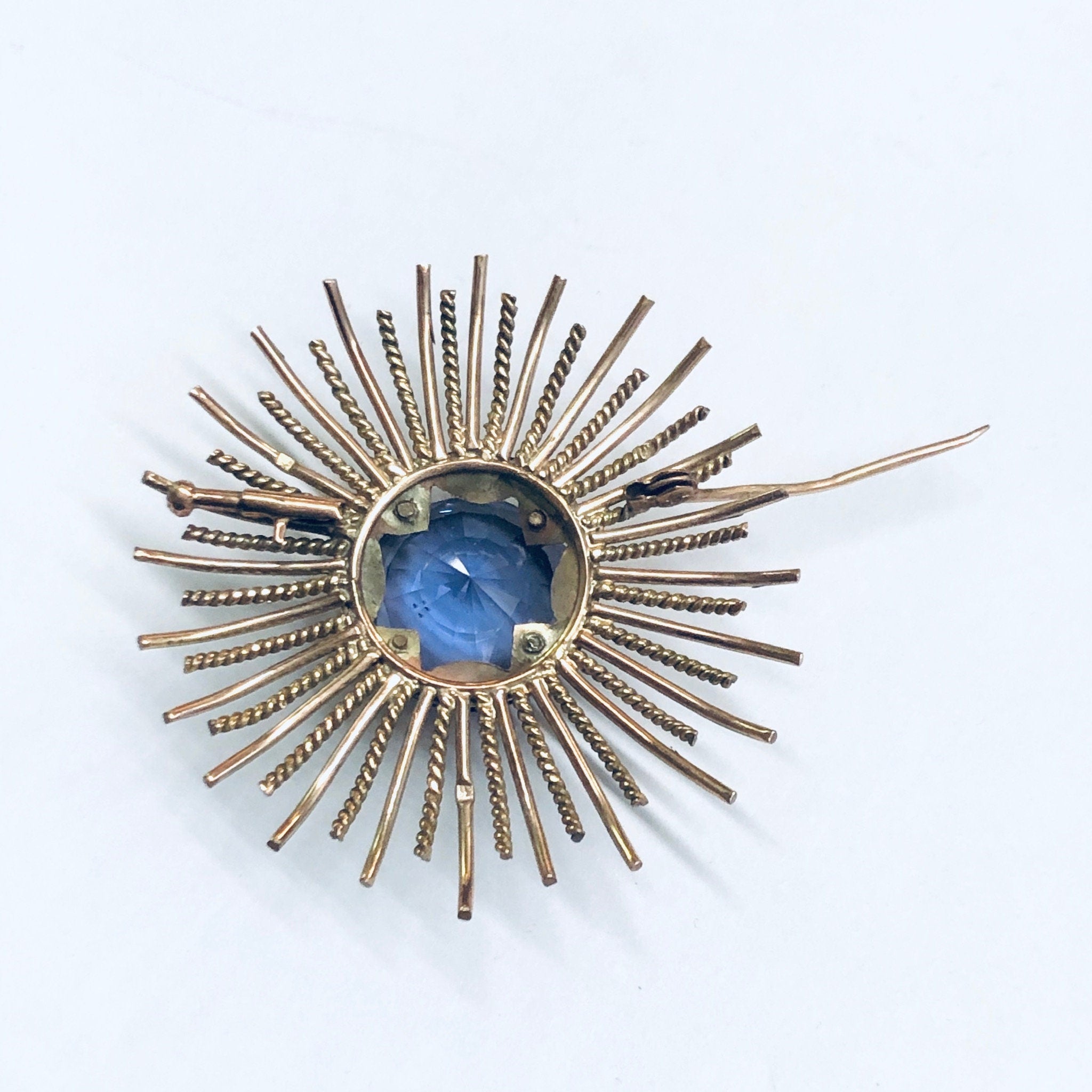Vintage Sunburst Brooch, Rose Gold Brooch, Alexandrite Jewelry, Round Vintage Pin, Purple and Blue Gemstone