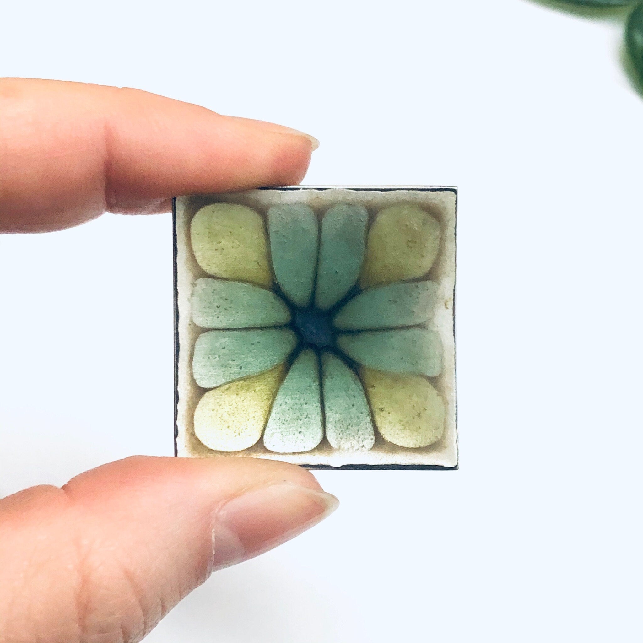 Hogan Bolas Brooch, Modernist Pin, Floral Enamel Pin, Abstract Flower Pin, Green and Yellow Flower