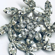 Weiss Rhinestone Flower Brooch, Large Rhinestone Flower Pin, Floral Design Pin, Rhinestone Jewelry