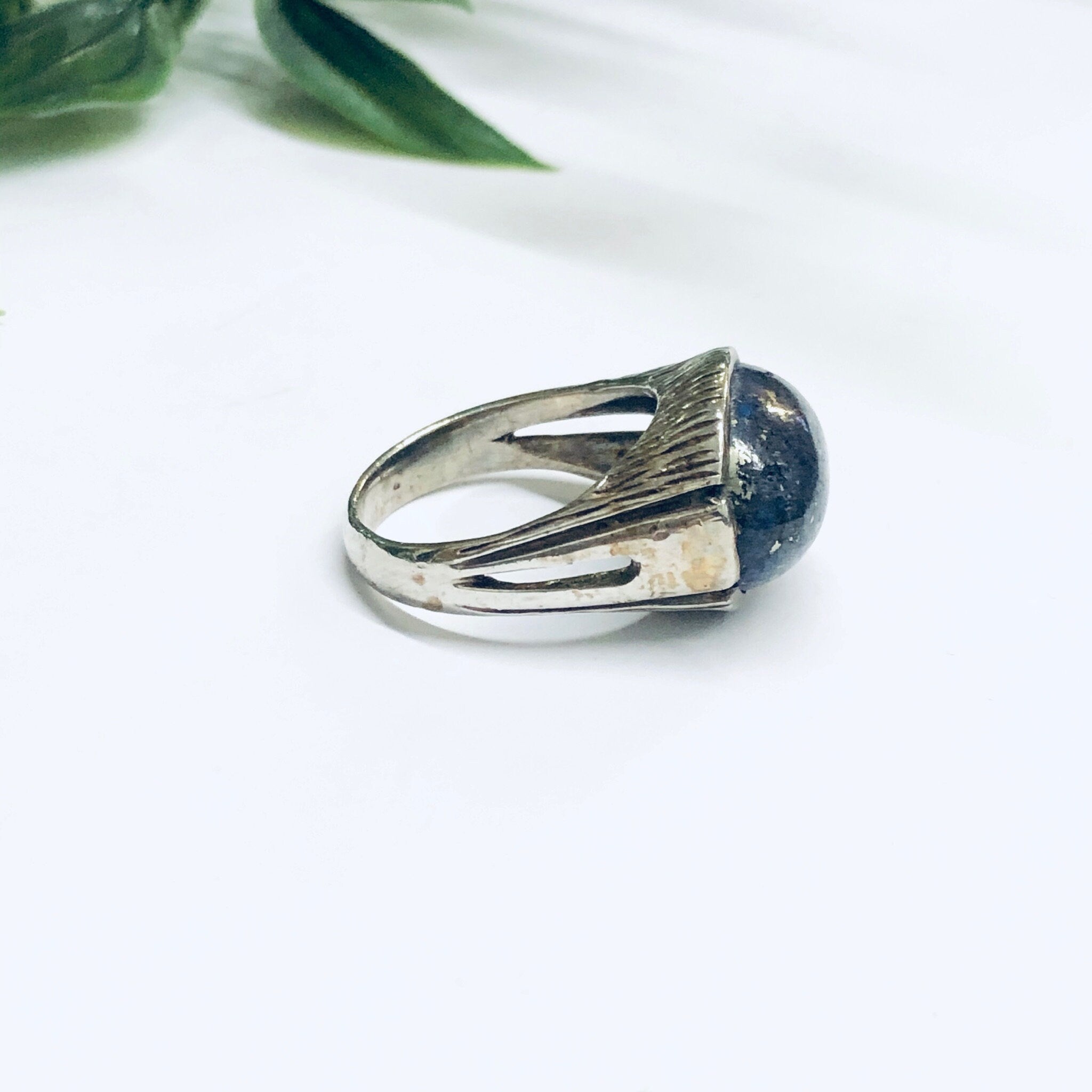Vintage Ring with Blue Lapis Stone, Blue Stone Ring, Statement Ring, Cocktail Ring, Unique jewelry, Valentines Day Gift