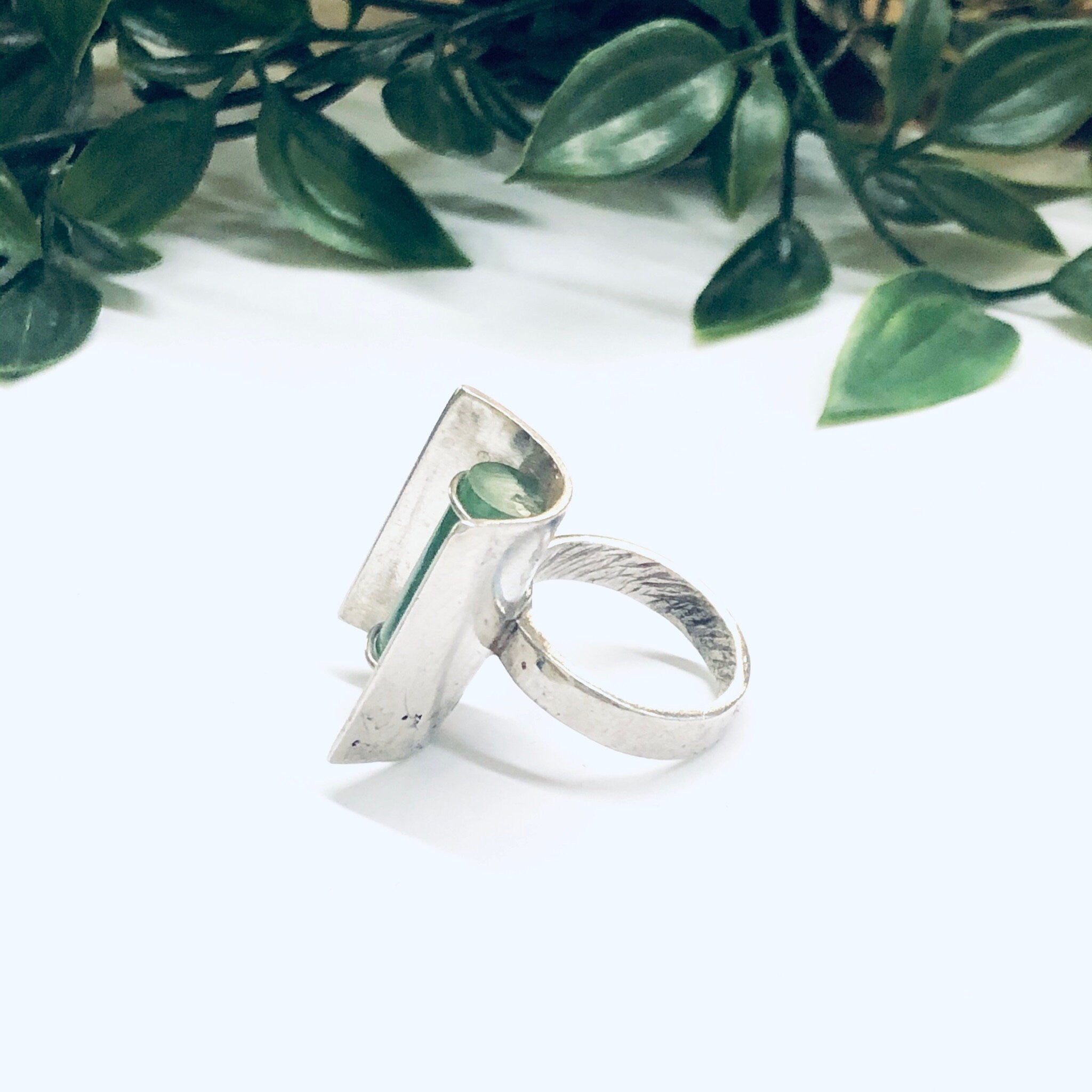 Vintage Adventurine Ring, Silver and Green Ring, Abstract Silver Ring, Unique Jewelry, Adventurine Jewelry