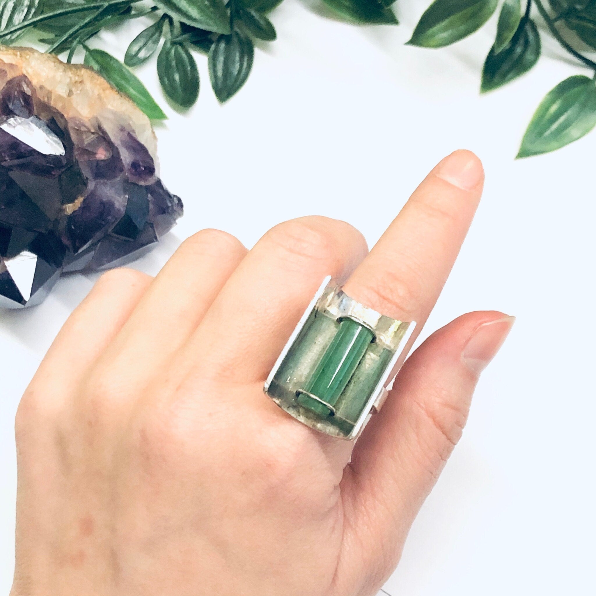 Vintage Adventurine Ring, Silver and Green Ring, Abstract Silver Ring, Unique Jewelry, Adventurine Jewelry