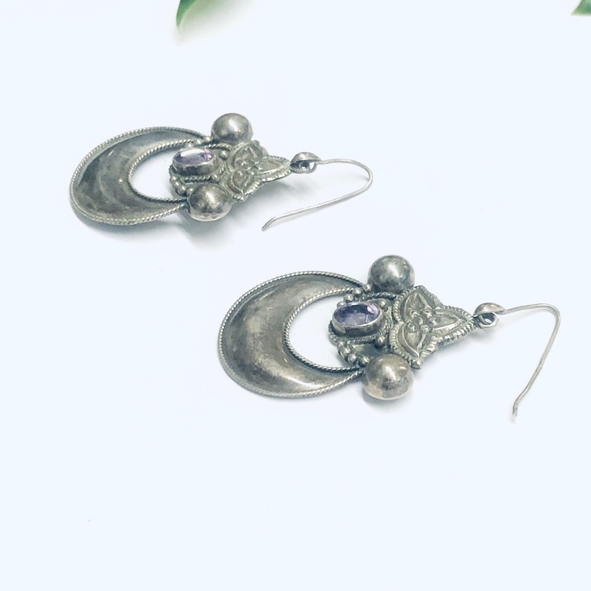 Vintage Silver Dangle Earrings with Amethyst Stones, Statement Earrings, Long Earrings, Light Purple Gemstone