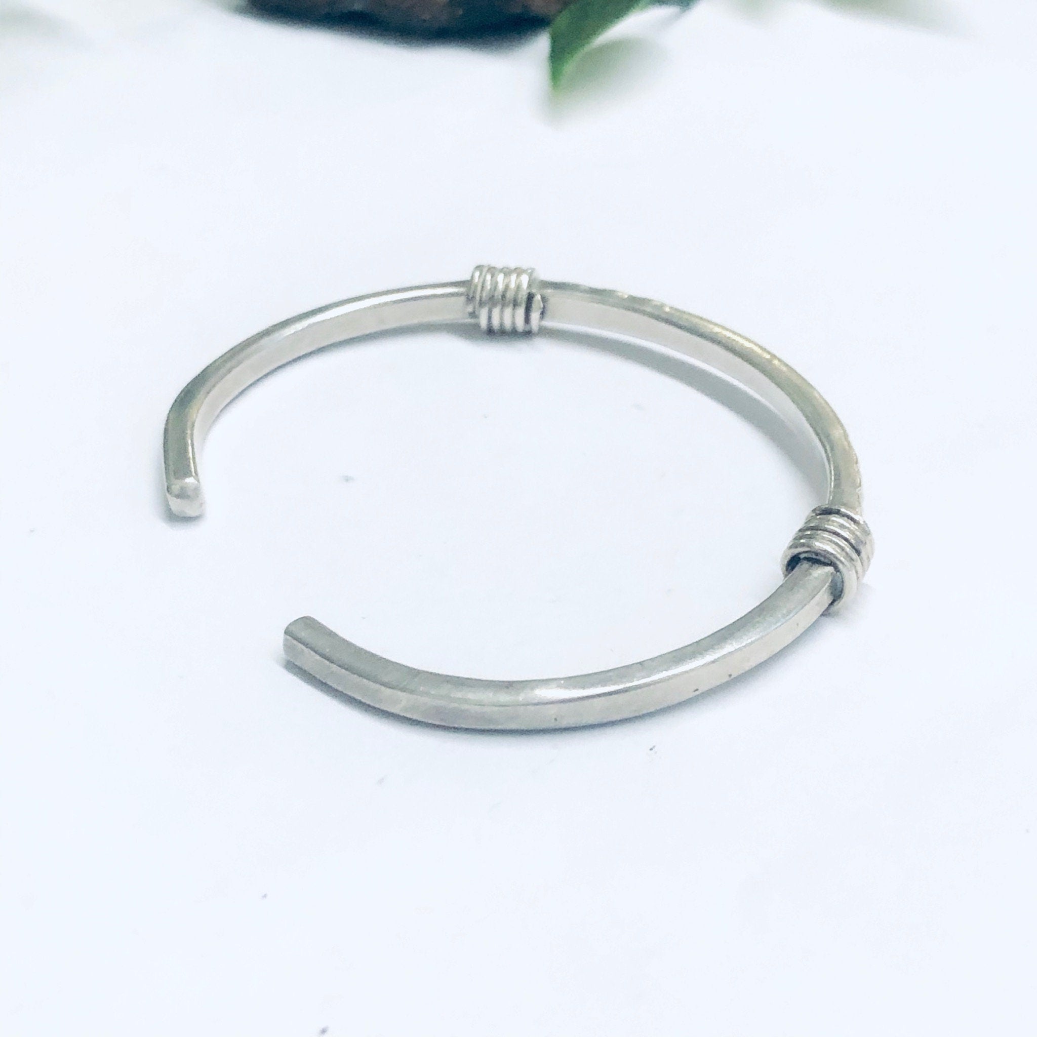 Vintage Silver Cuff Bracelet, Thin Cuff Bracelet, Simple Vintage Jewelry, Small Cuff Bracelet