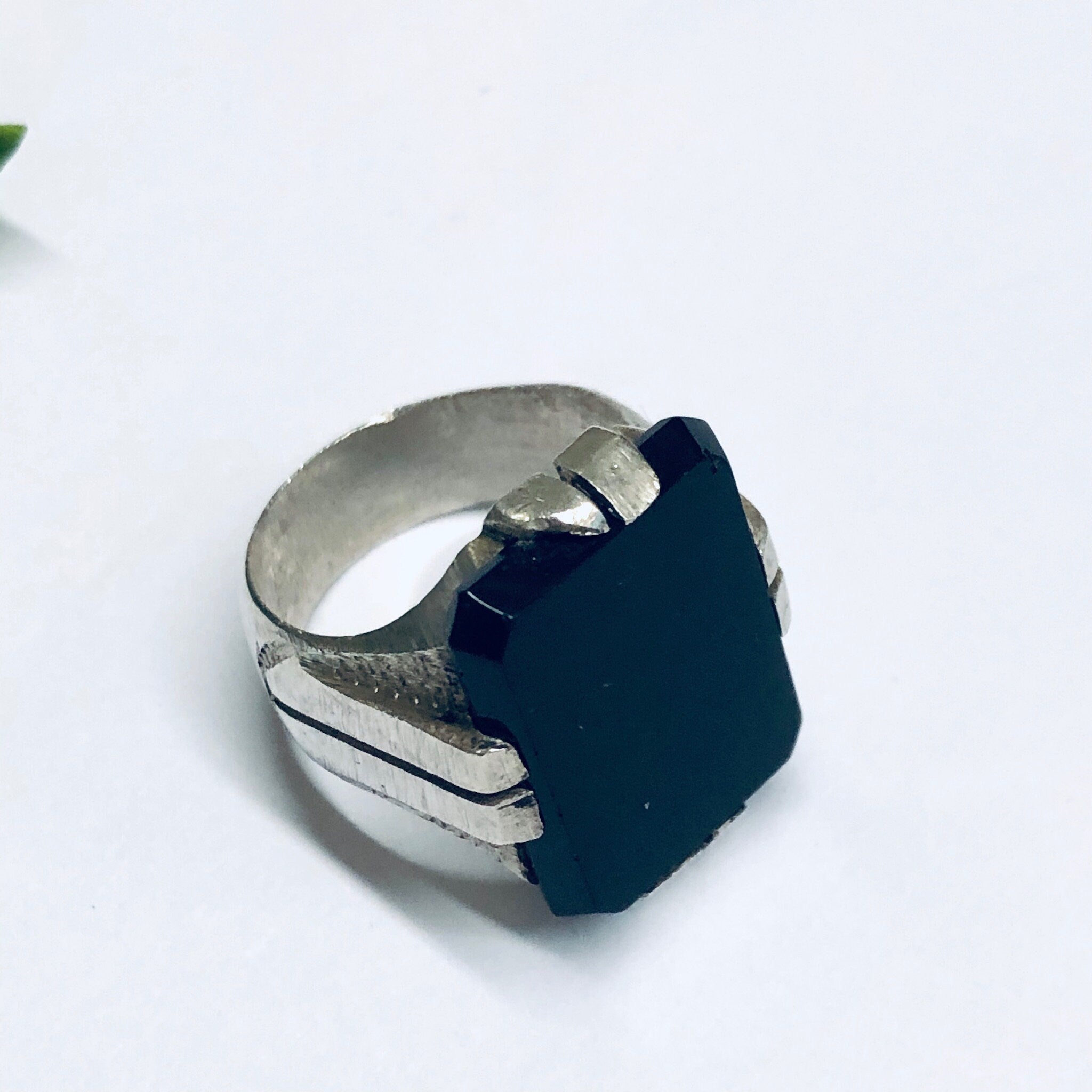 Vintage Silver Ring with Black Stone, Vintage Cocktail Ring, Large Silver Ring, Black and Silver Jewelry, Statement Ring