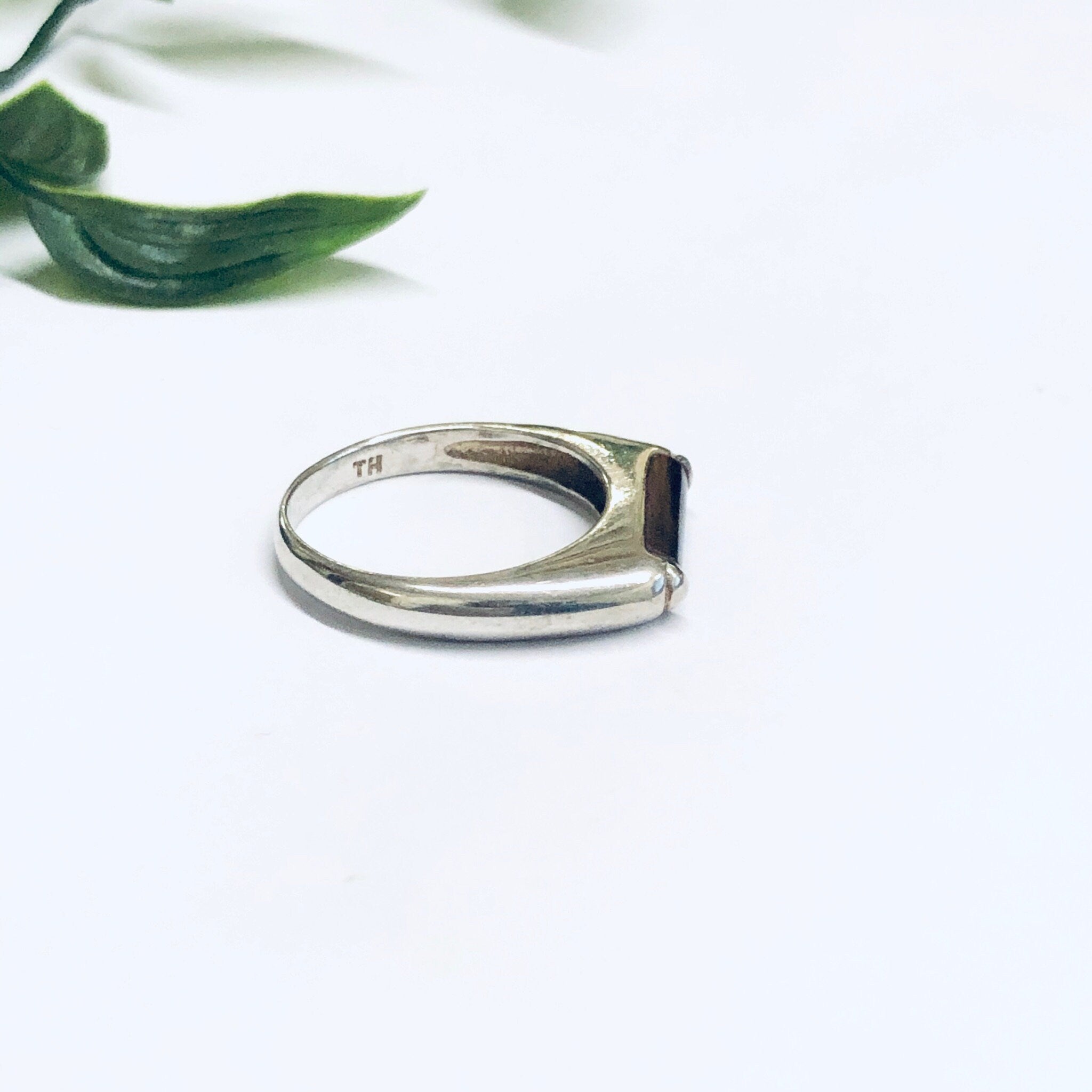 Vintage Tigers Eye Ring, Vintage Silver Ring, Thin Band Ring, Minimalist Jewelry, Brown Gemstone Ring, Tigers Eye Jewelry