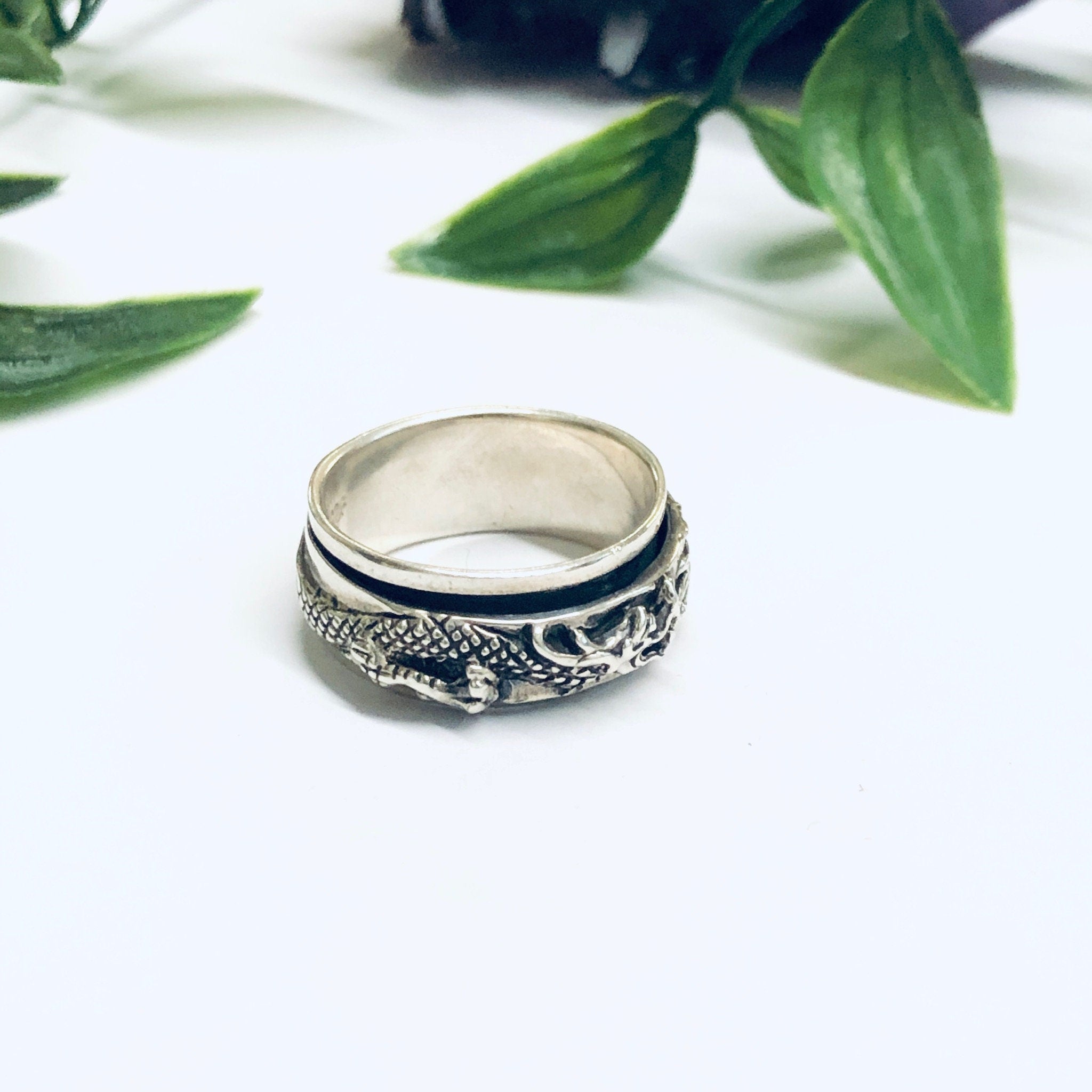 Vintage Silver Spinner Ring, Dragon Spinner Ring, Dragon Jewelry, Meditation Ring, Thin Band Ring