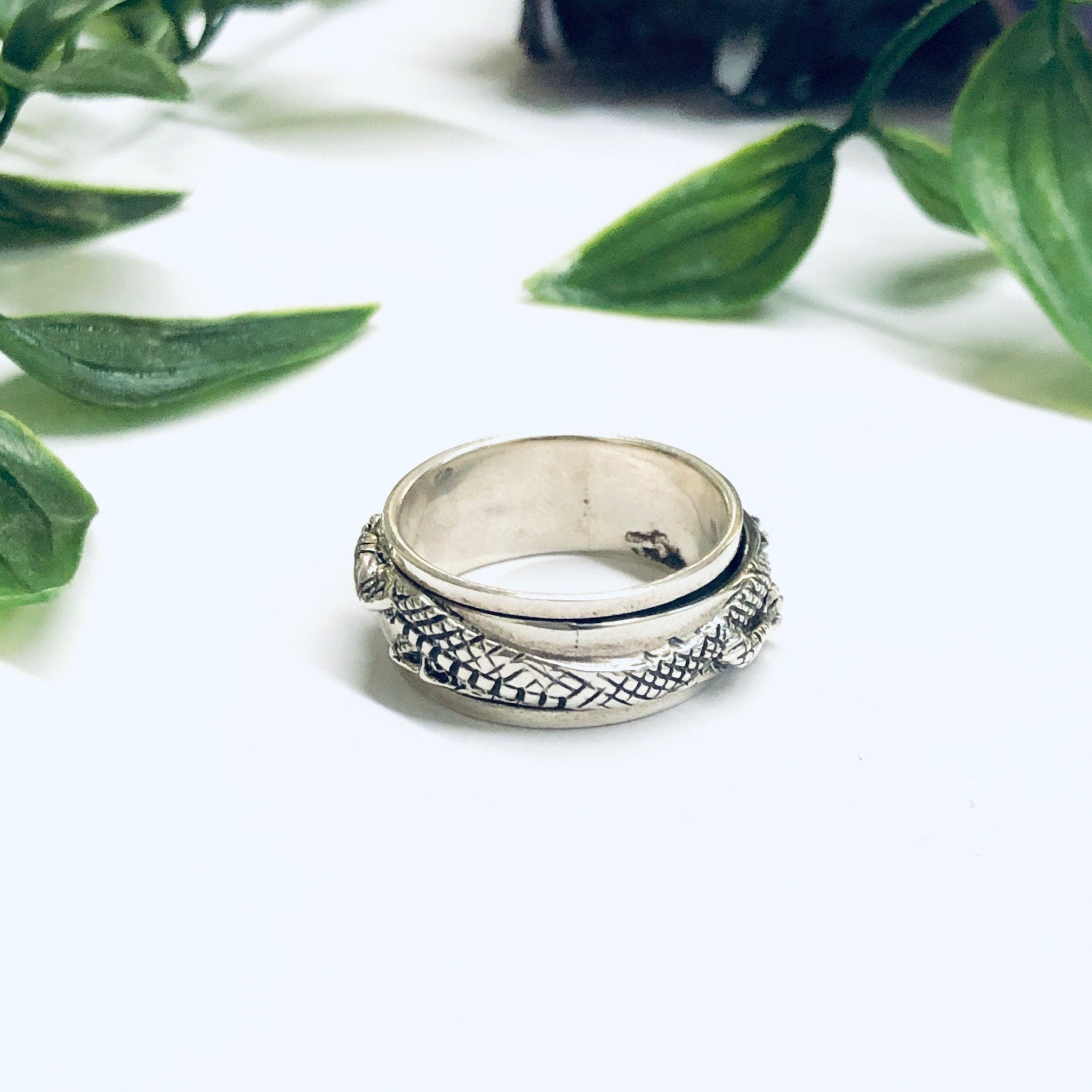 Vintage Silver Spinner Ring, Dragon Spinner Ring, Dragon Jewelry, Meditation Ring, Thin Band Ring