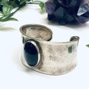 Vintage Silver Cuff Bracelet with Onyx Stone, Vintage Silver Cuff, Onyx Jewelry, Large Silver Cuff, Vintage Bracelet