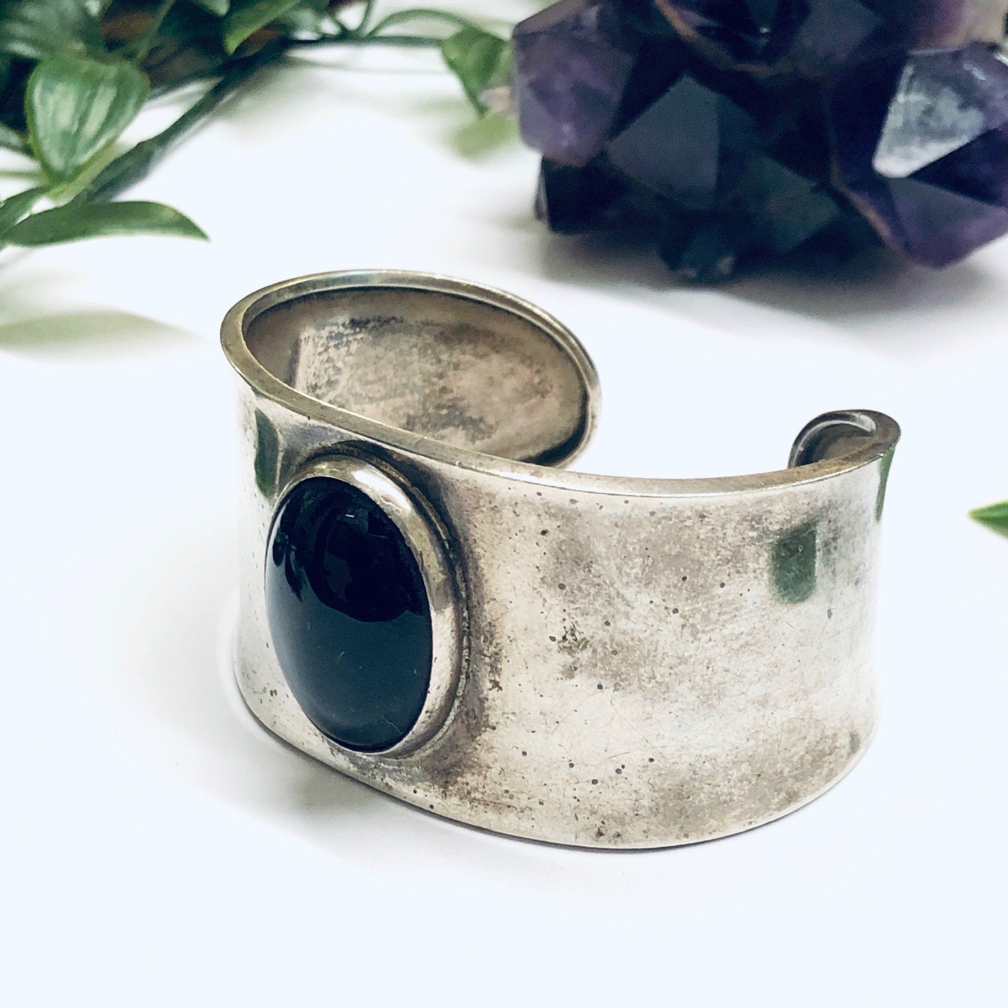 Vintage Silver Cuff Bracelet with Onyx Stone, Vintage Silver Cuff, Onyx Jewelry, Large Silver Cuff, Vintage Bracelet