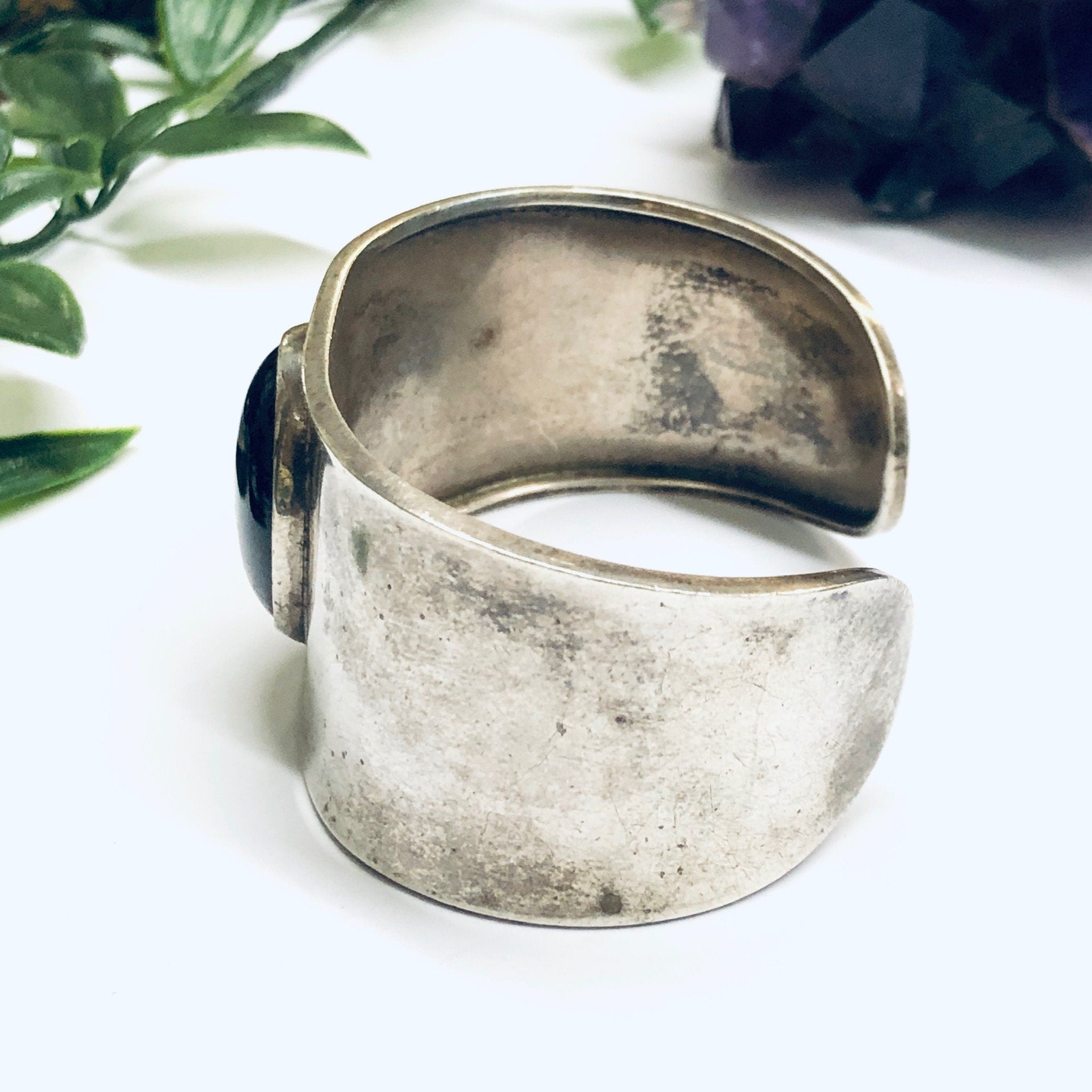 Vintage Silver Cuff Bracelet with Onyx Stone, Vintage Silver Cuff, Onyx Jewelry, Large Silver Cuff, Vintage Bracelet