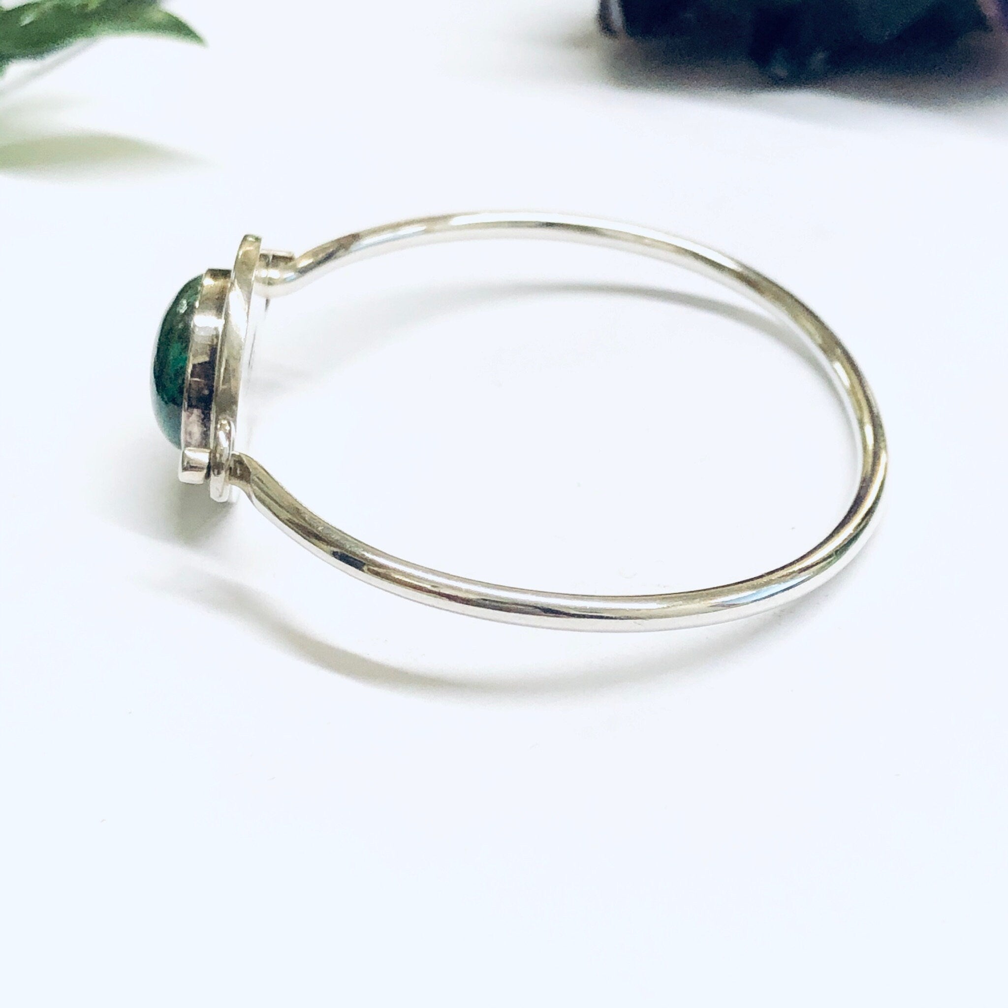 Vintage Silver Bangle Bracelet with Turquoise Stone, Green turquoise Bracelet, Unique Jewelry, Minimalist Style Bracelet