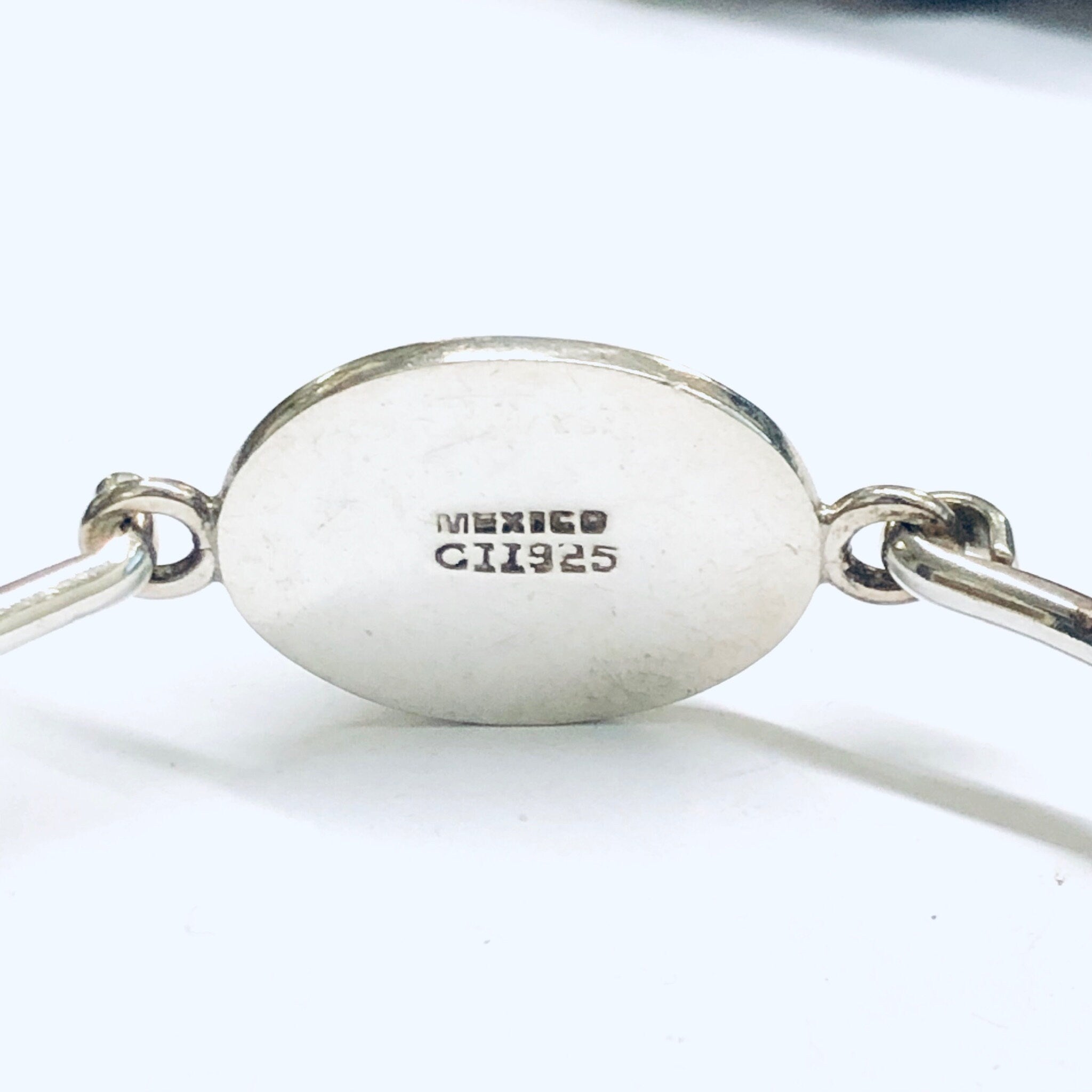 Vintage Silver Bangle Bracelet with Turquoise Stone, Green turquoise Bracelet, Unique Jewelry, Minimalist Style Bracelet