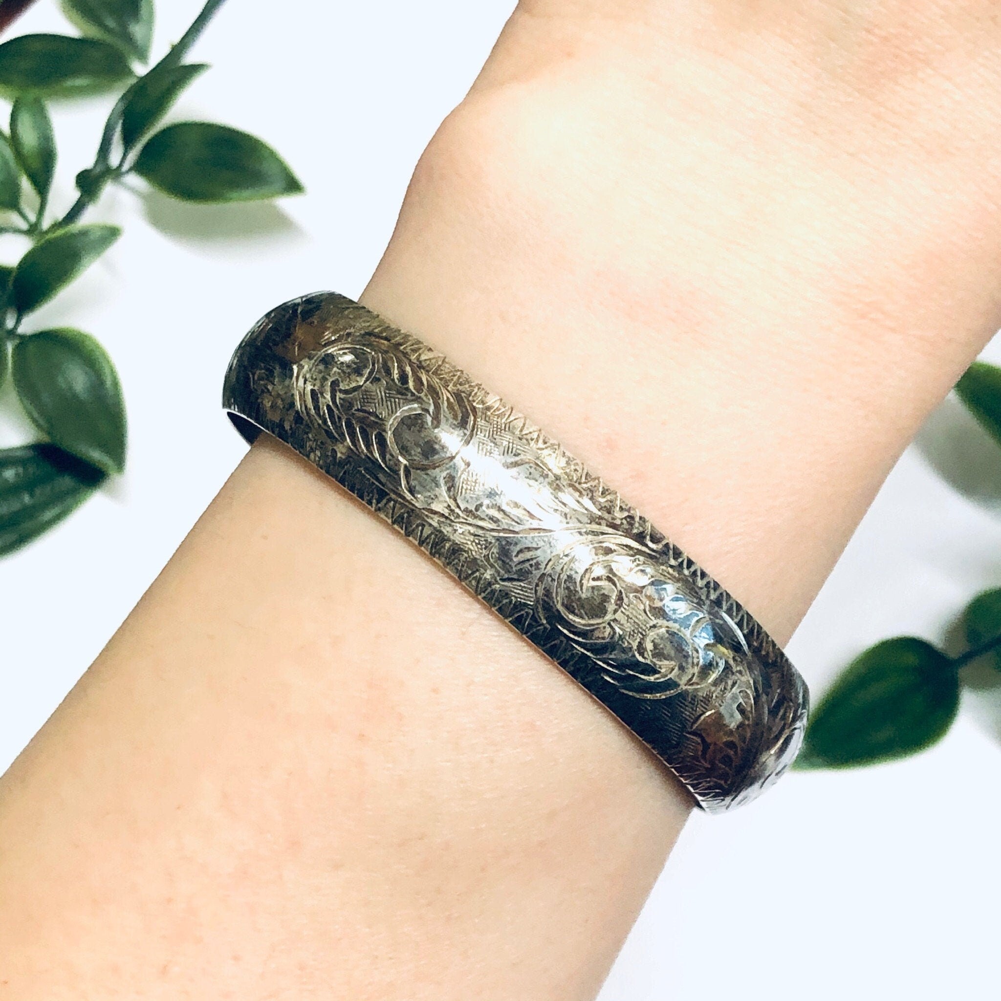 Vintage Etched Silver Bangle, Etched Bracelet, Vintage Bracelet, Vintage Bangle, Swirl Etching Bracelet