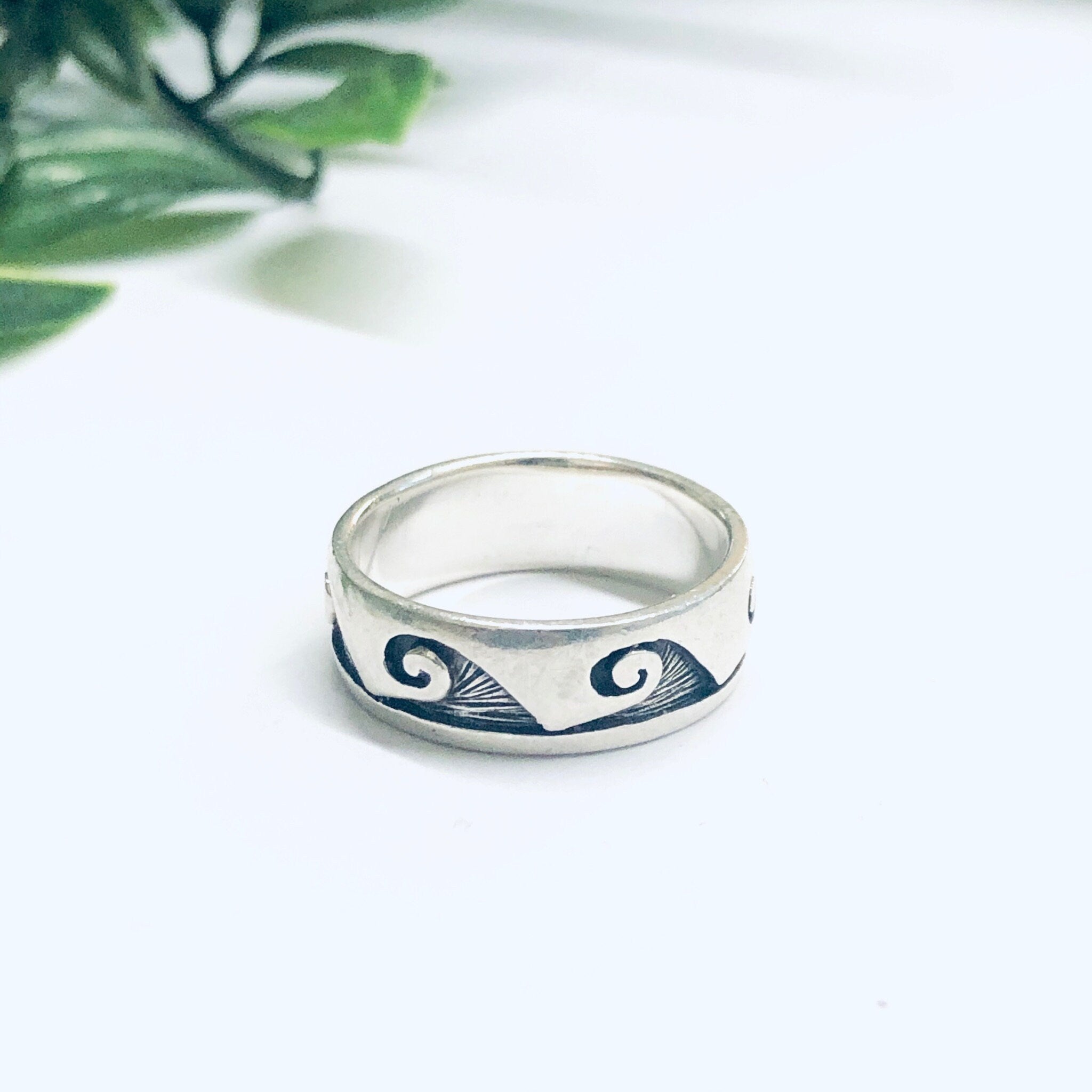 Vintage Silver Wave Ring, Wave Design Ring, Band Ring, Ring with Waves, Wavy Jewelry