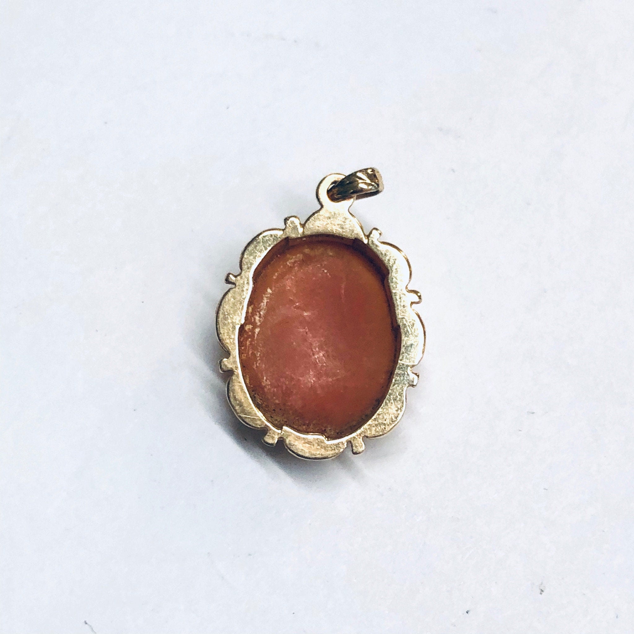 Vintage 14K Gold Cameo Pendant, Small Cameo Pendant, Gold Cameo Jewelry, 14K Yellow Gold Pendant, Victorian Jewelry