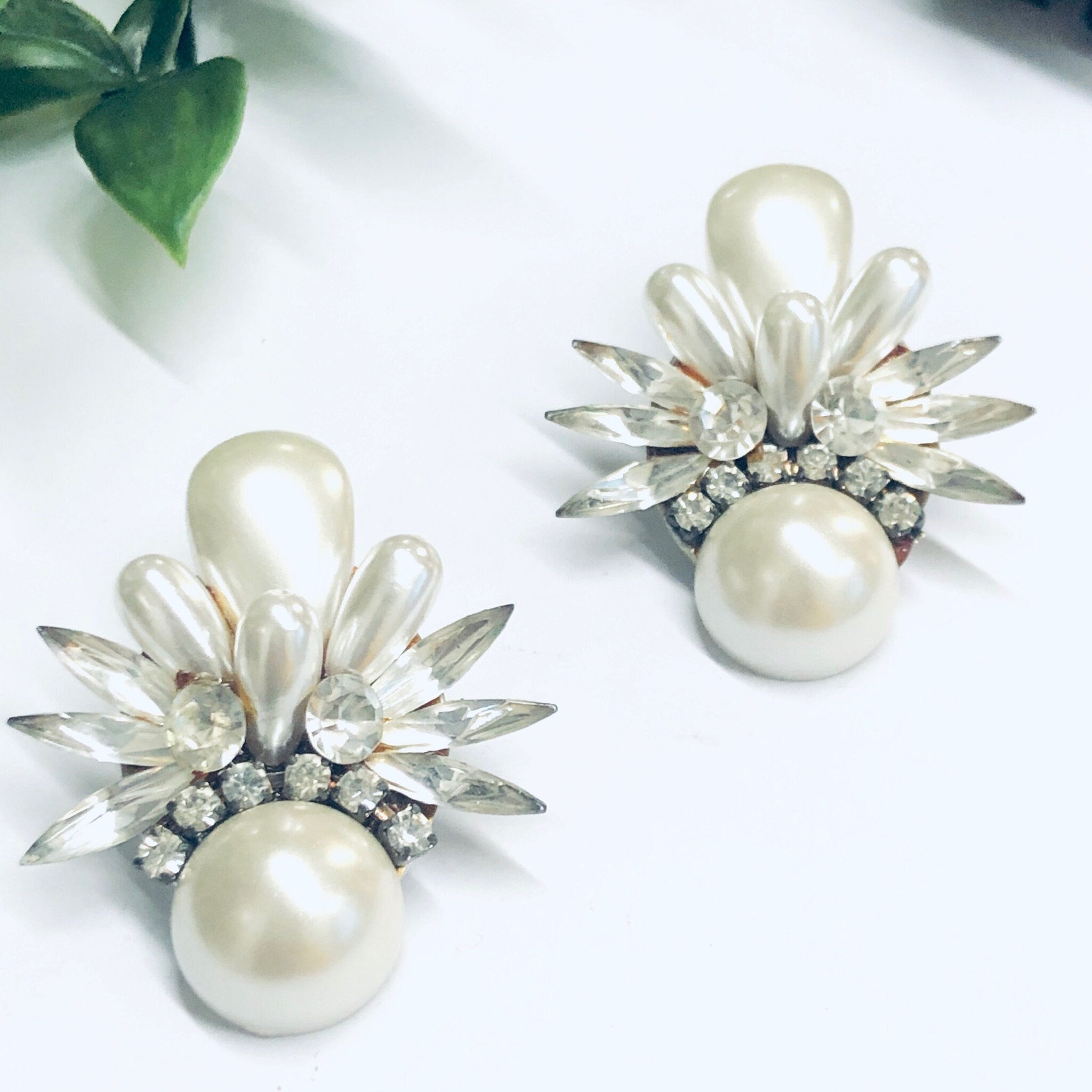Vintage Clip On Pearl Earrings, Faux Pearl Earrings, Vintage Costume Jewelry, Rhinestone Clip On Earrings, Rhinestone and Pearl Earrings