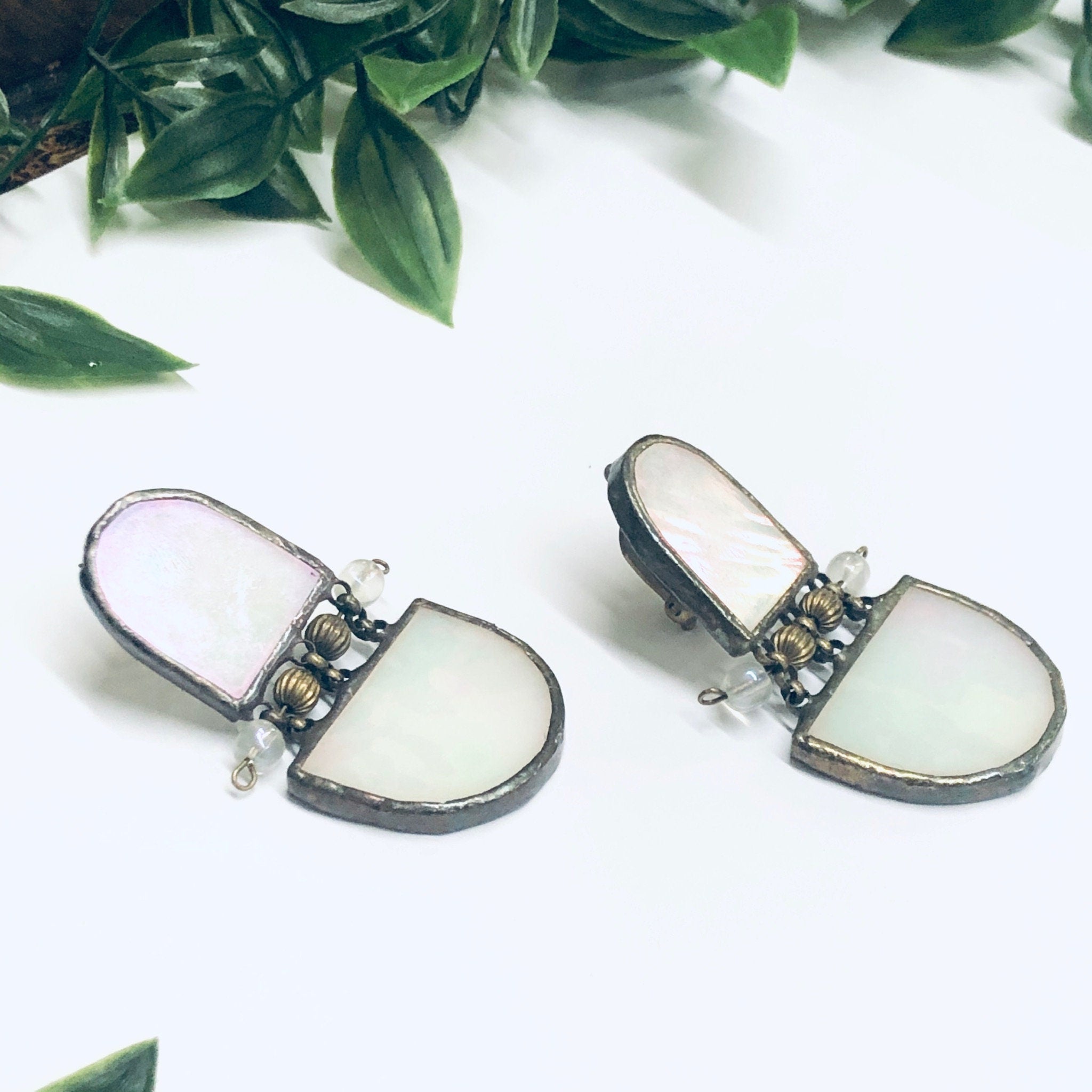 Vintage Clip On Earrings, Mother of Pearl Earrings, Valentines Day Gift, Vintage Costume Jewelry, Beaded Earrings