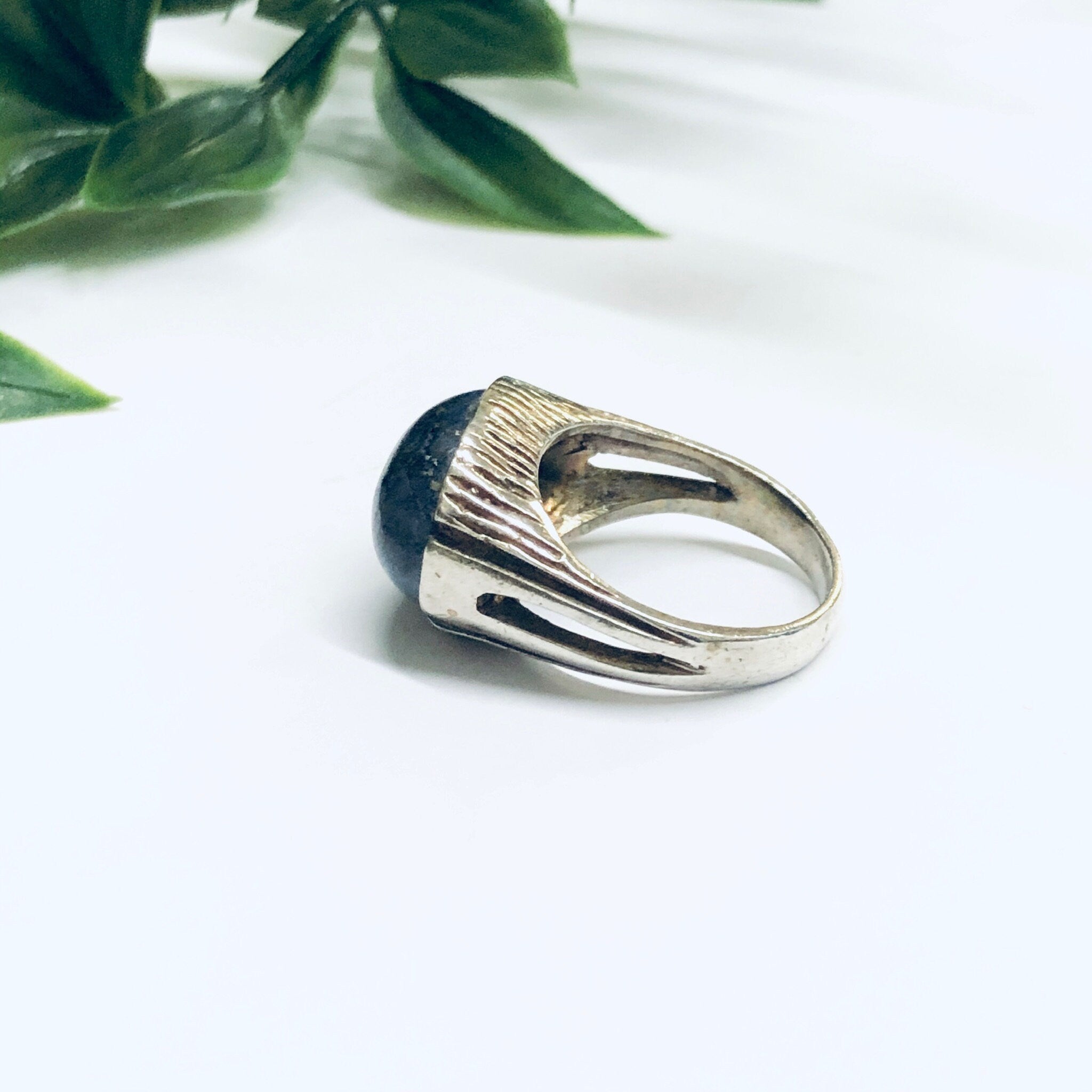 Vintage Ring with Blue Lapis Stone, Blue Stone Ring, Statement Ring, Cocktail Ring, Unique jewelry, Valentines Day Gift