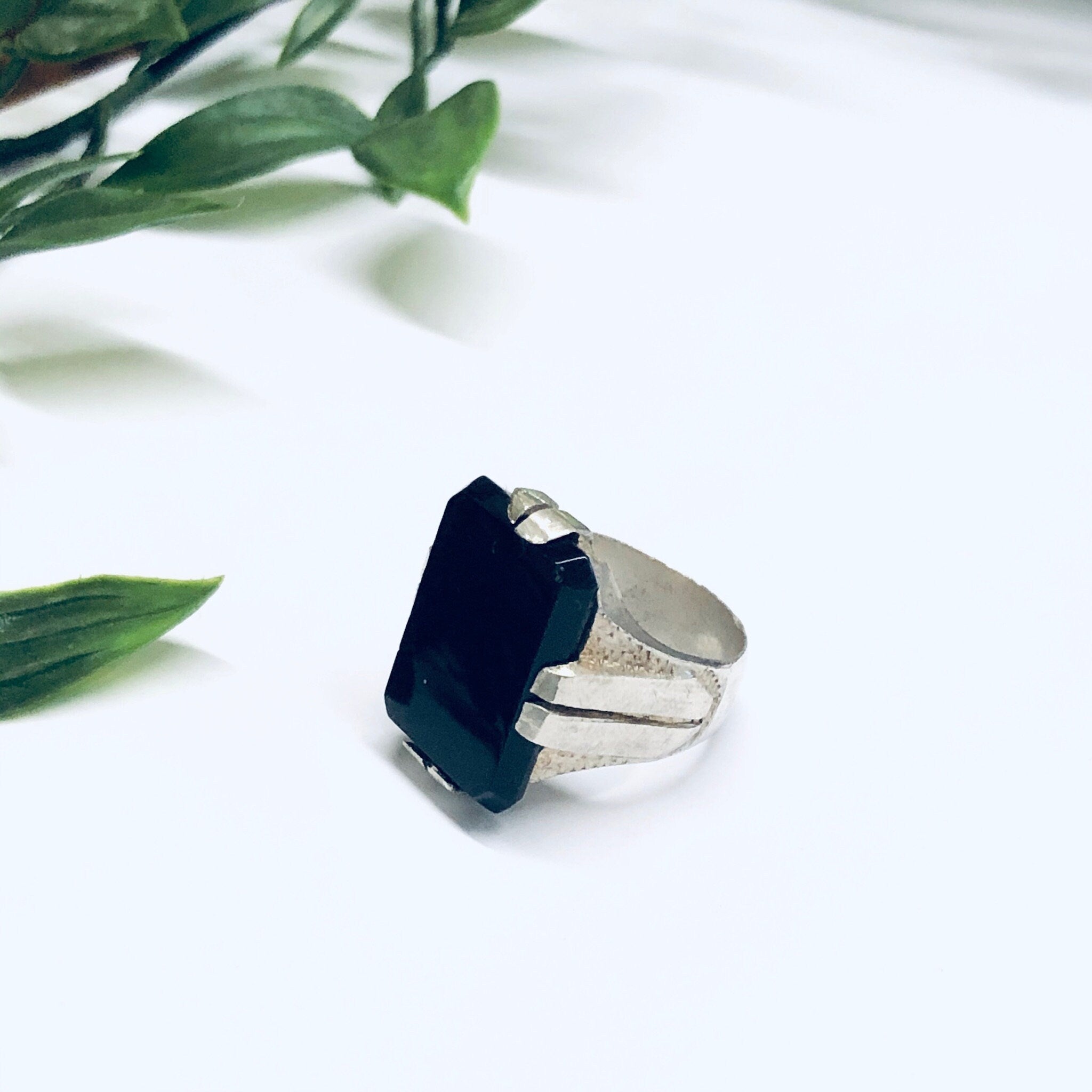 Vintage Silver Ring with Black Stone, Vintage Cocktail Ring, Large Silver Ring, Black and Silver Jewelry, Statement Ring