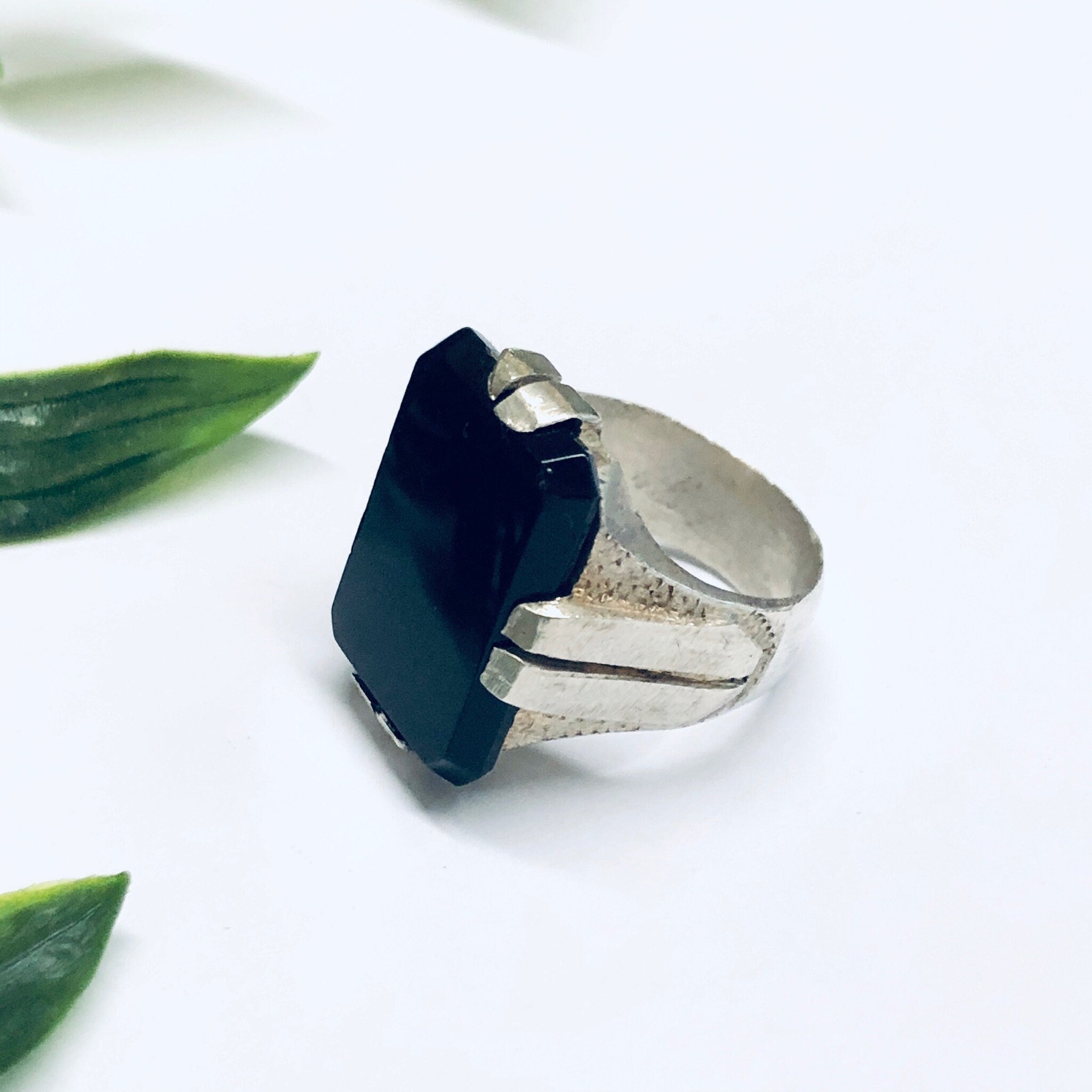 Vintage Silver Ring with Black Stone, Vintage Cocktail Ring, Large Silver Ring, Black and Silver Jewelry, Statement Ring
