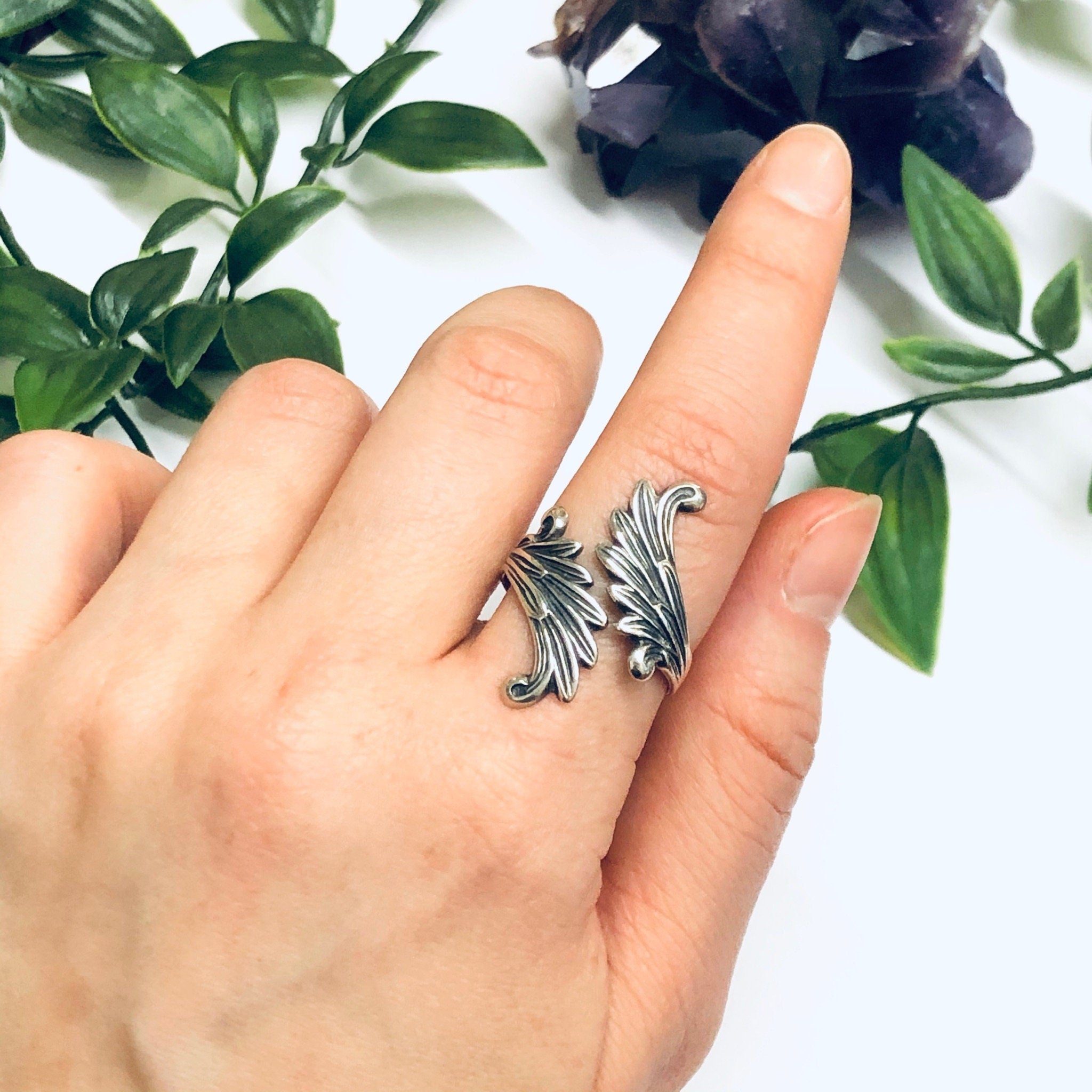 Vintage Silver Swirl Ring, Unique Vintage Ring, US Size 9 Ring, Vintage Jewelry, Statement Ring