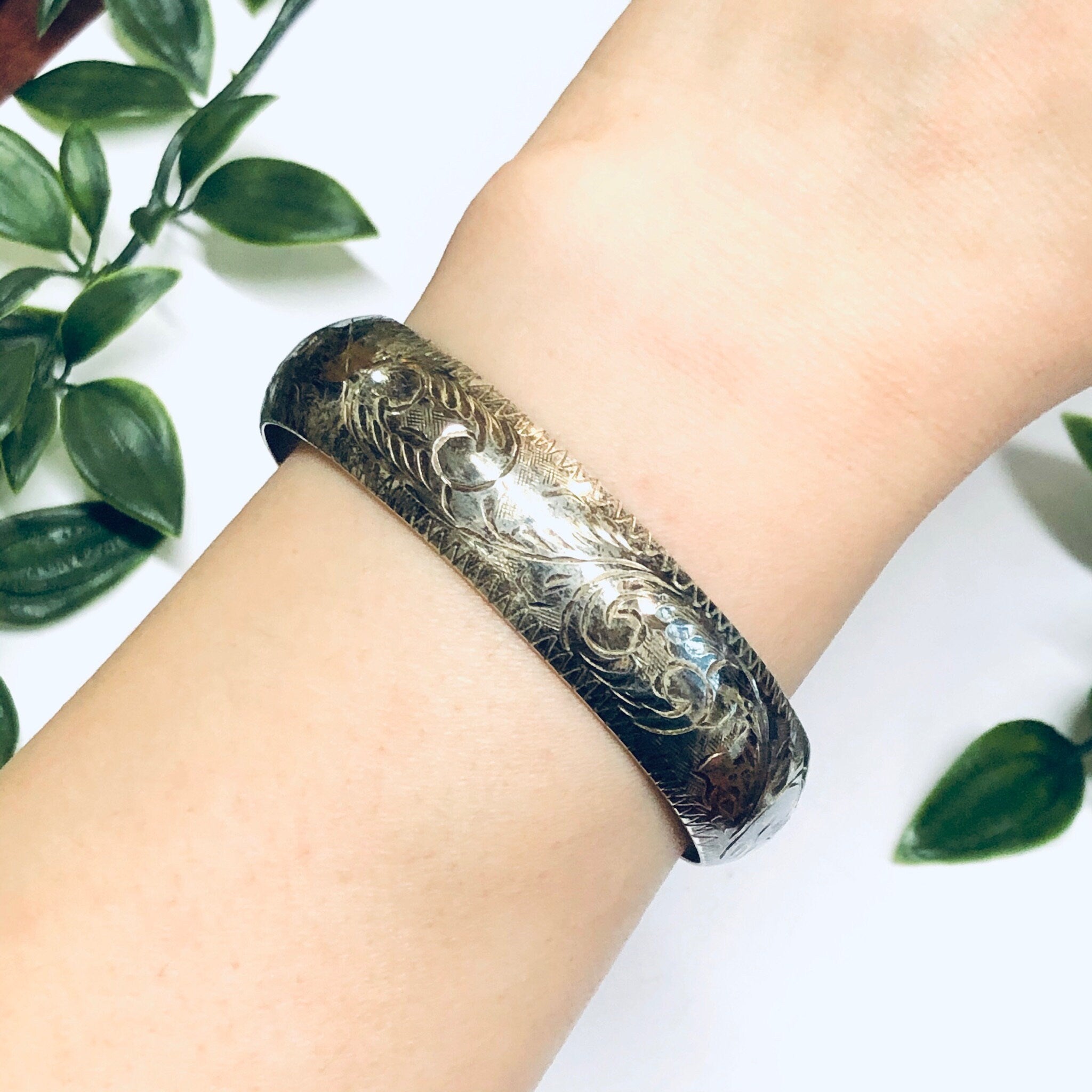 Vintage Etched Silver Bangle, Etched Bracelet, Vintage Bracelet, Vintage Bangle, Swirl Etching Bracelet