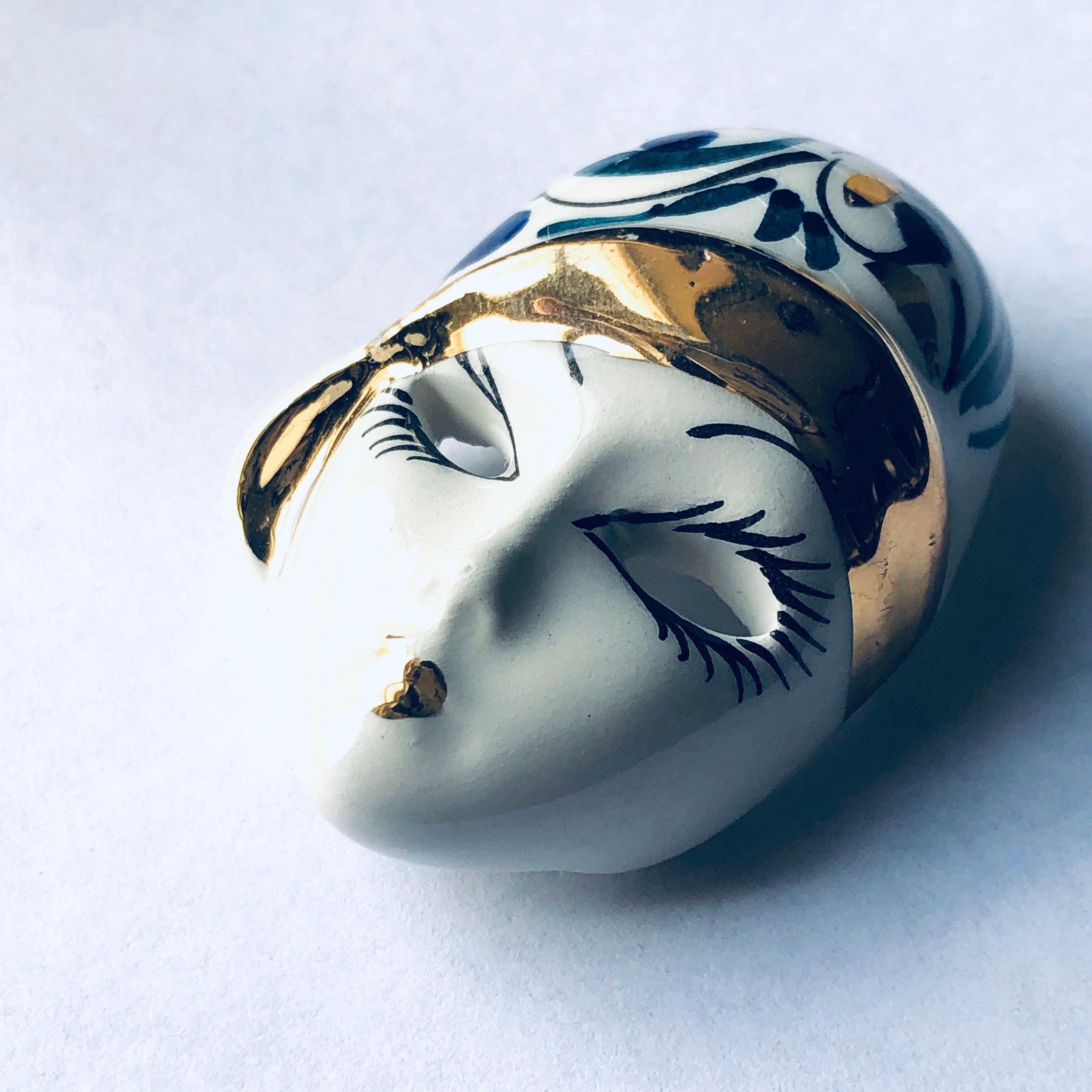 Vintage Ceramic Face Brooch, Lady Face Pin, Painted Ceramic Mask Brooch, Swirl Design Brooch, Flapper Brooch, Blue, Green, Gold