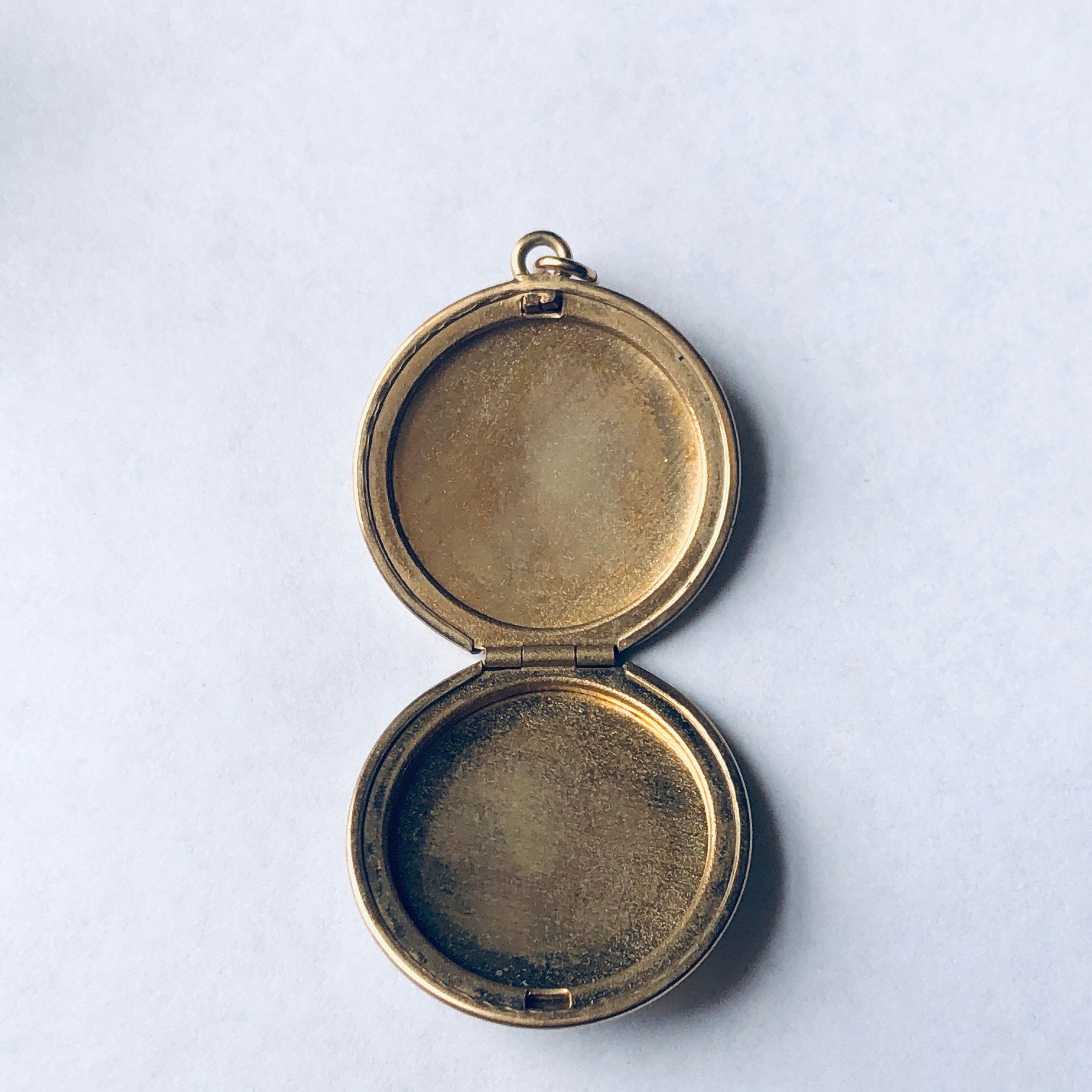 Vintage Gold Filled Flower Locket, Gold Locket Pendant, Floral Design Locket, Etched Gold Locket, Mothers Day Gift, Flower Locket