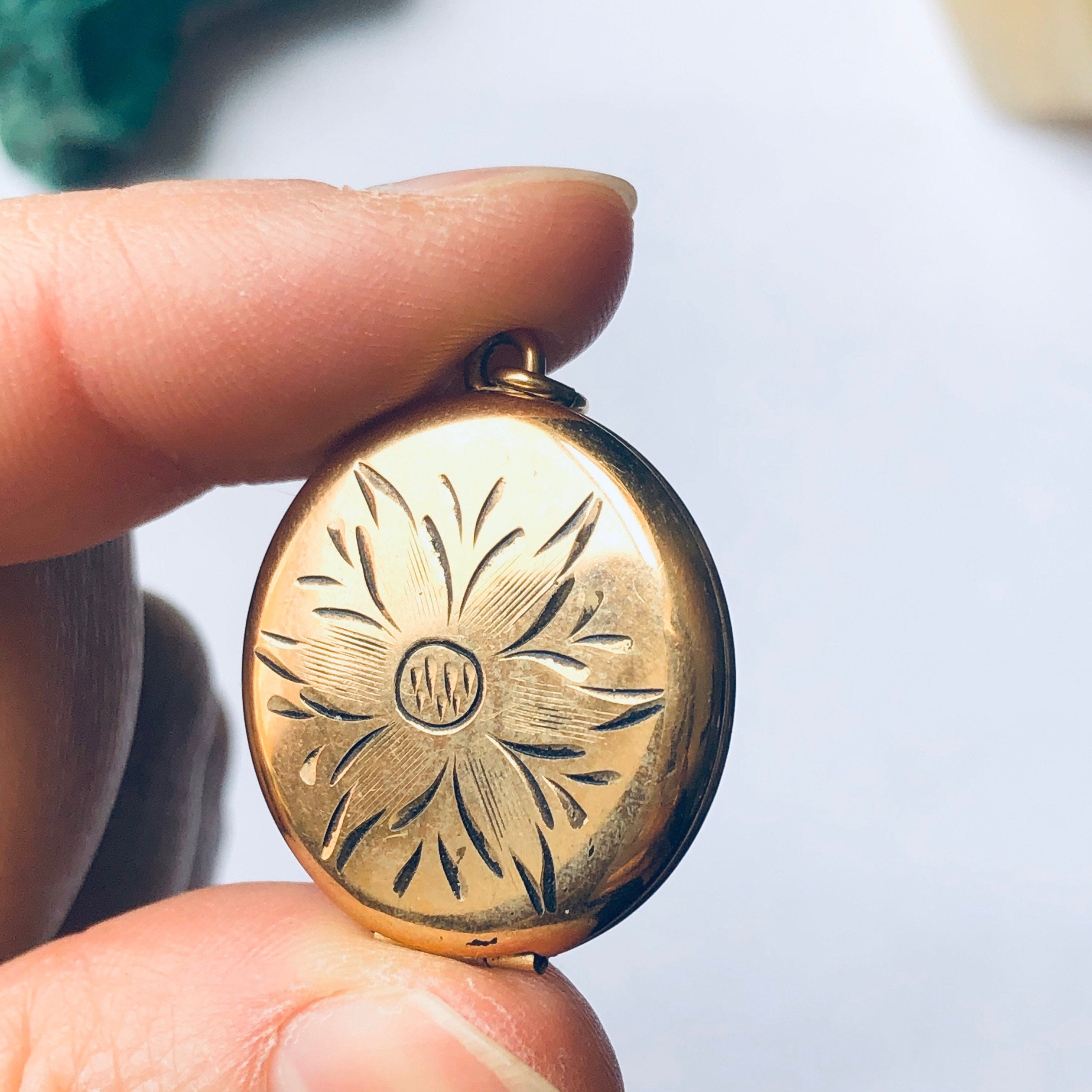 Vintage Gold Filled Flower Locket, Gold Locket Pendant, Floral Design Locket, Etched Gold Locket, Mothers Day Gift, Flower Locket